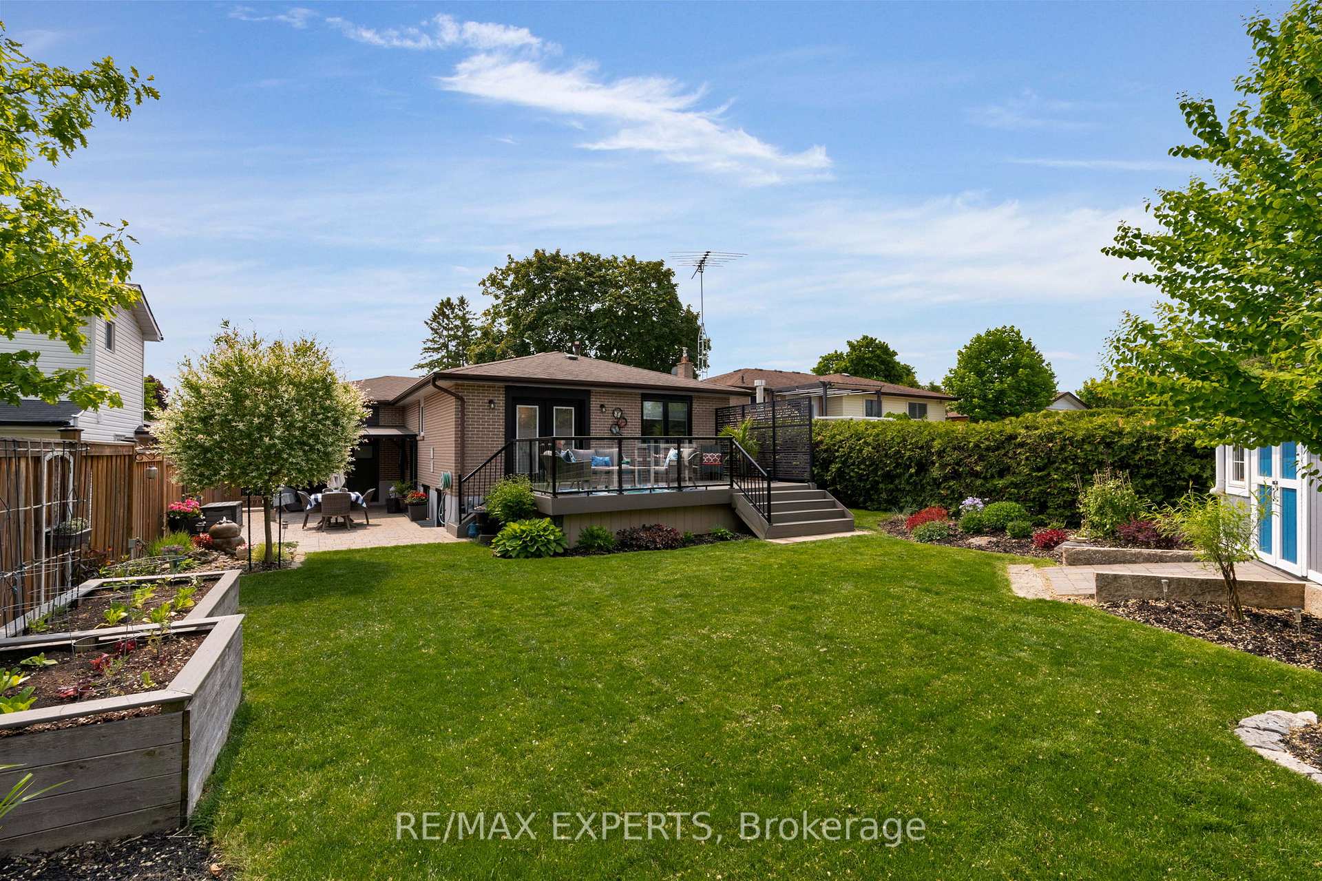 Photo 25 of 191 Beaver Avenue, Caledon, Bolton North — HOMEH