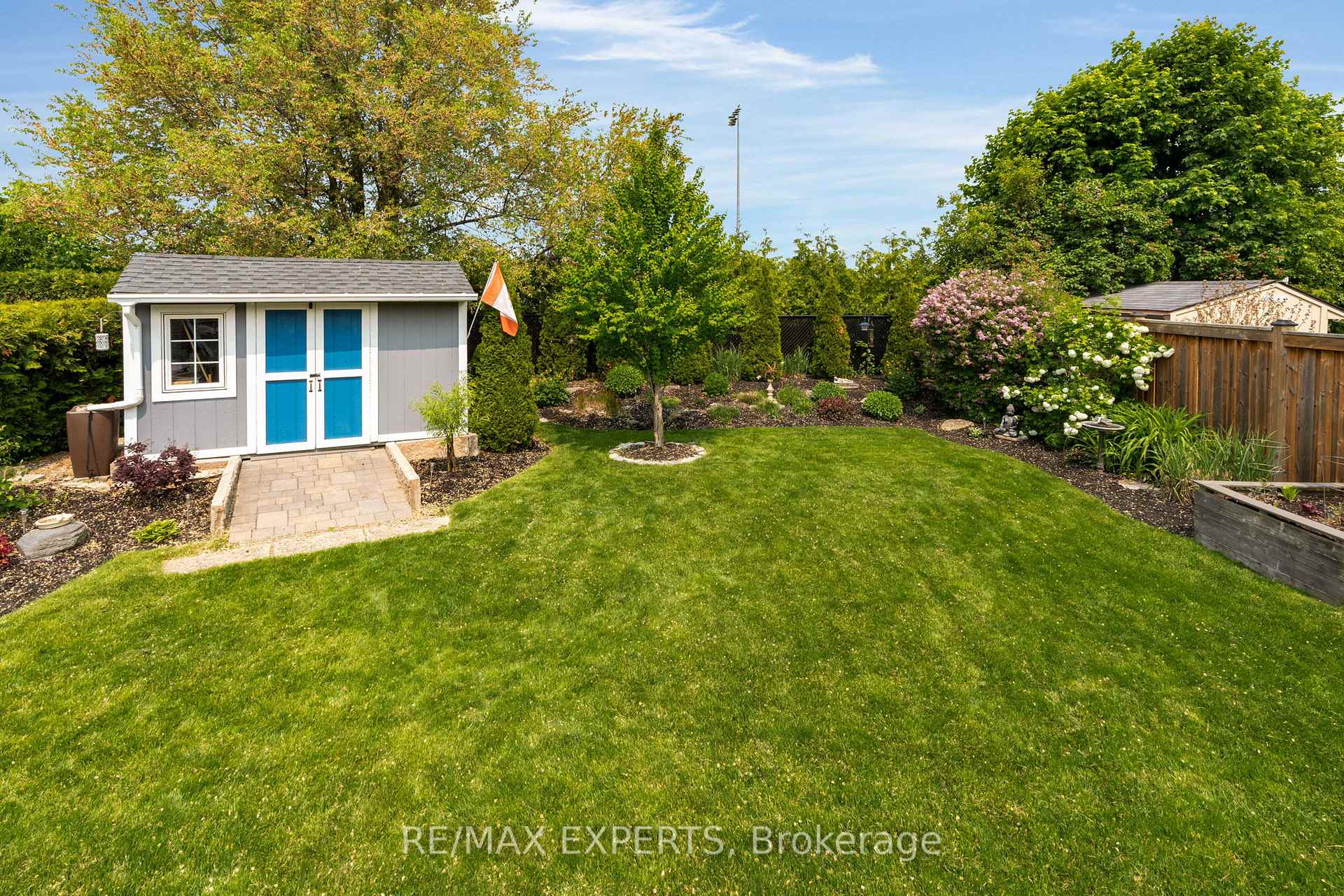 Photo 39 of 191 Beaver Avenue, Caledon, Bolton North — HOMEH