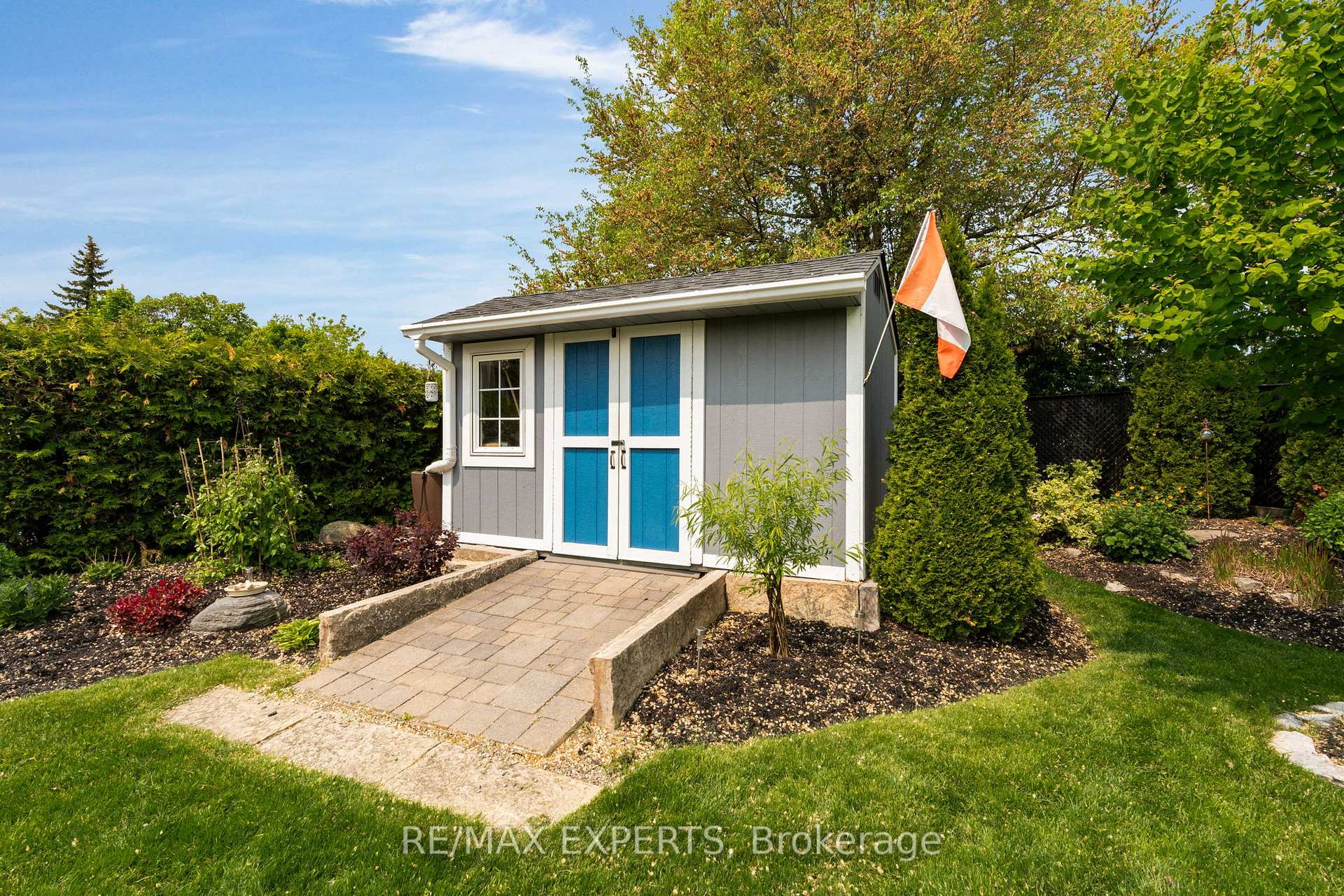 Photo 19 of 191 Beaver Avenue, Caledon, Bolton North — HOMEH