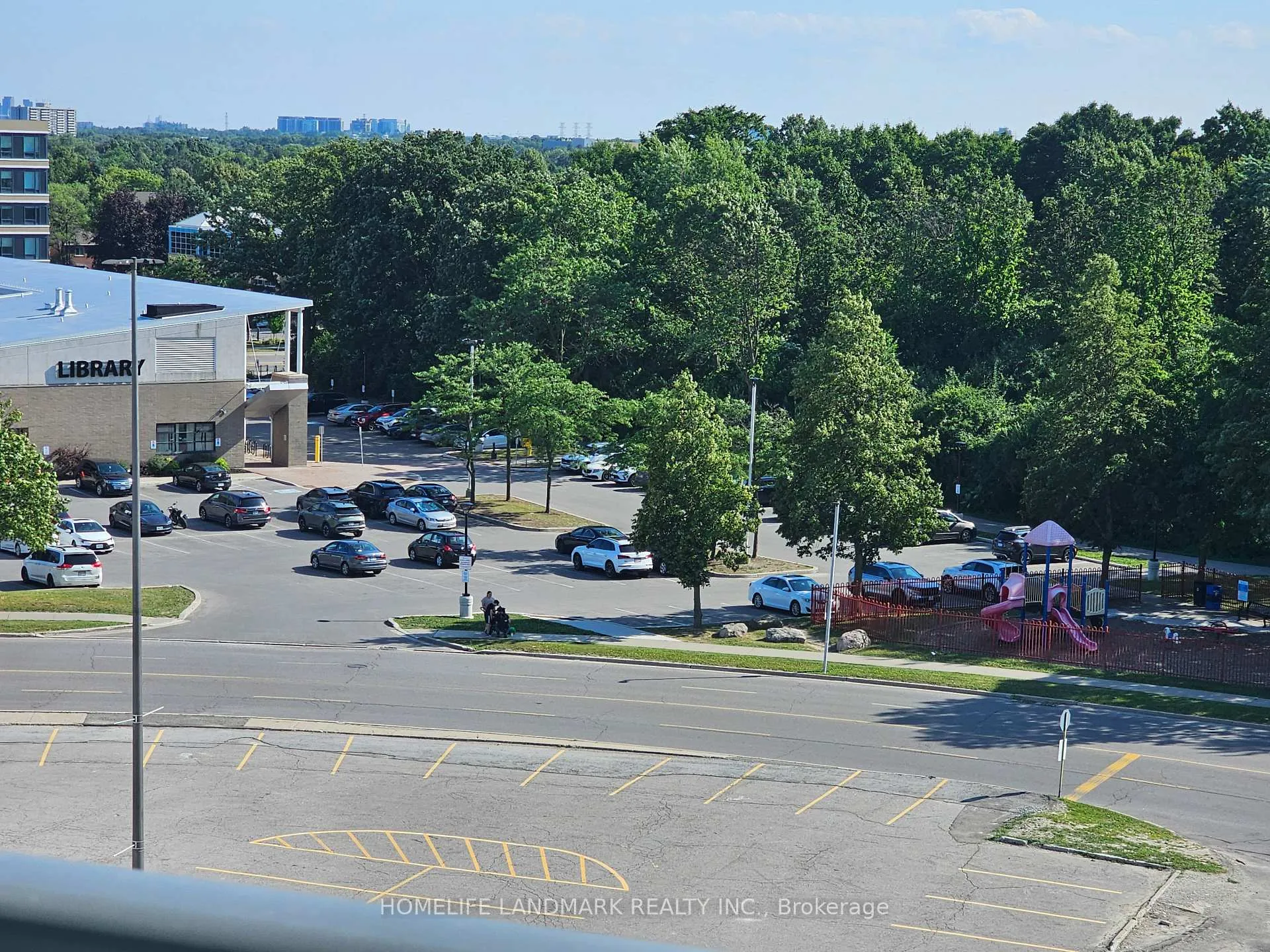 Photo 21 of Unit 414, 30 Upper Mall Way, Vaughan, Brownridge — HOMEH