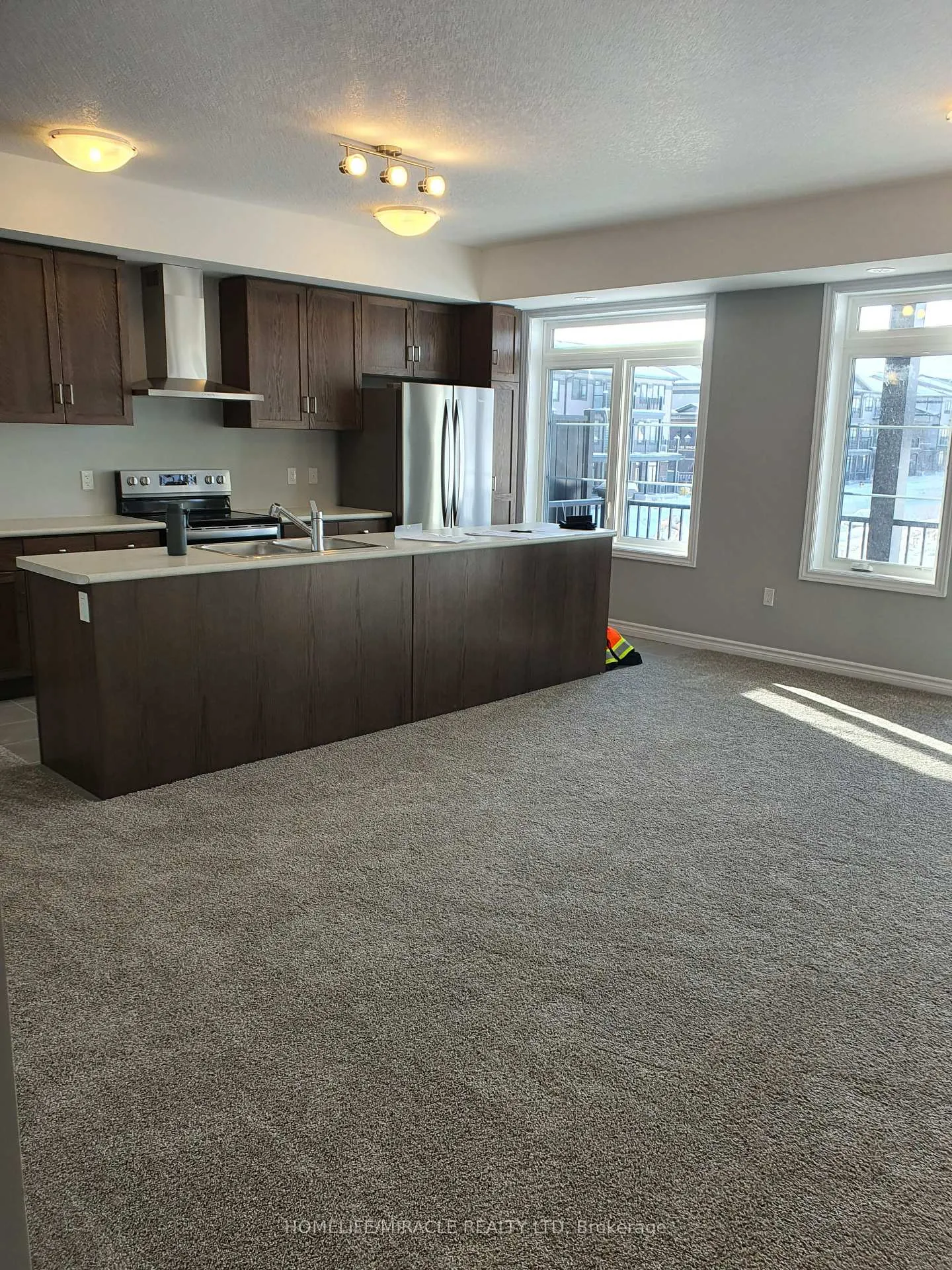 Photo 7 of 32 Lomond Lane, Kitchener, Huron Park — HOMEH