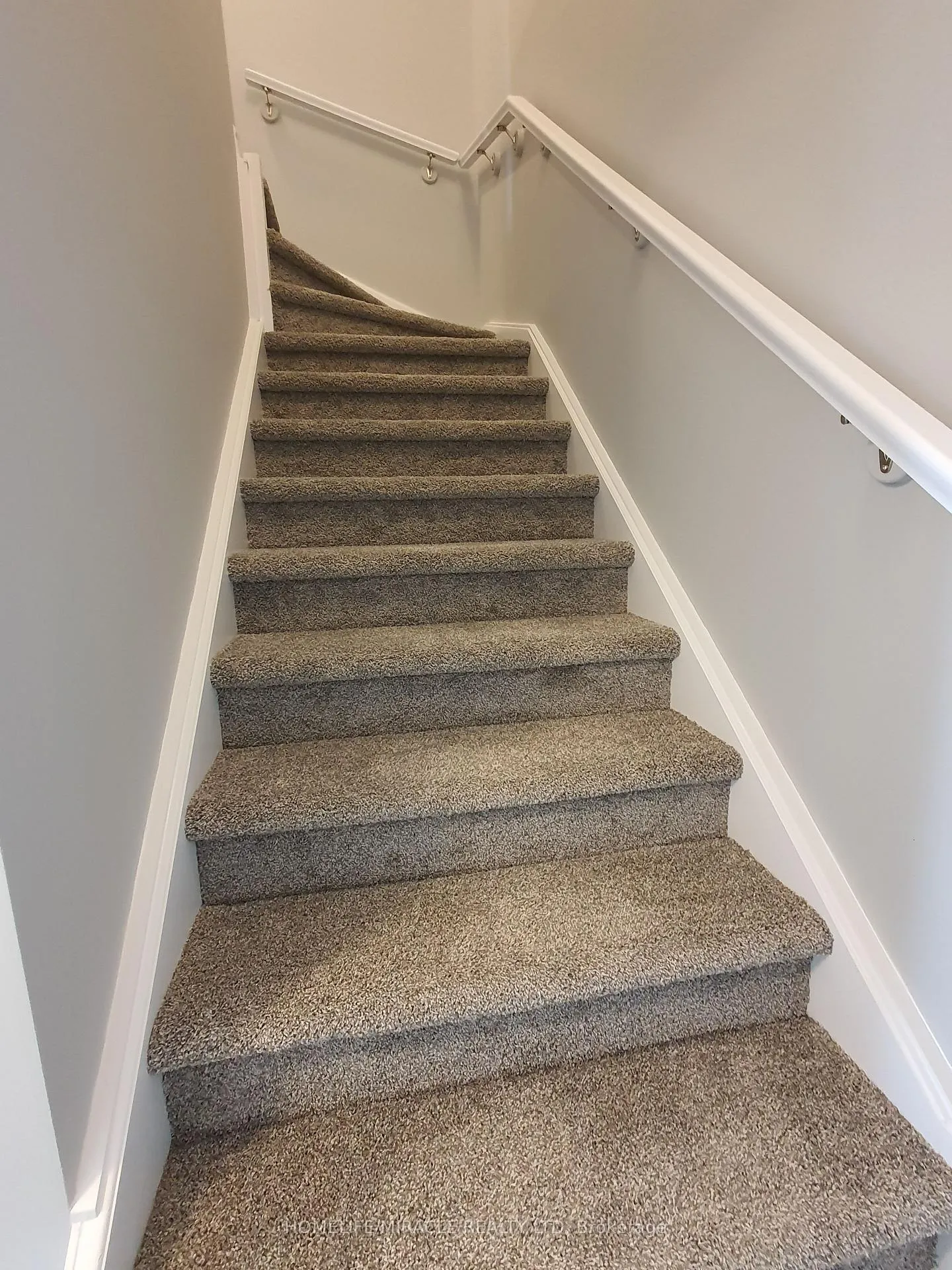 Photo 12 of 32 Lomond Lane, Kitchener, Huron Park — HOMEH
