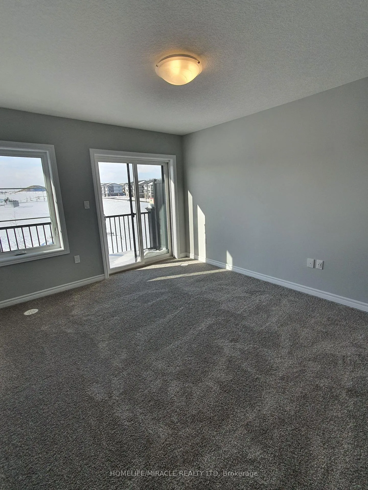 Photo 16 of 32 Lomond Lane, Kitchener, Huron Park — HOMEH