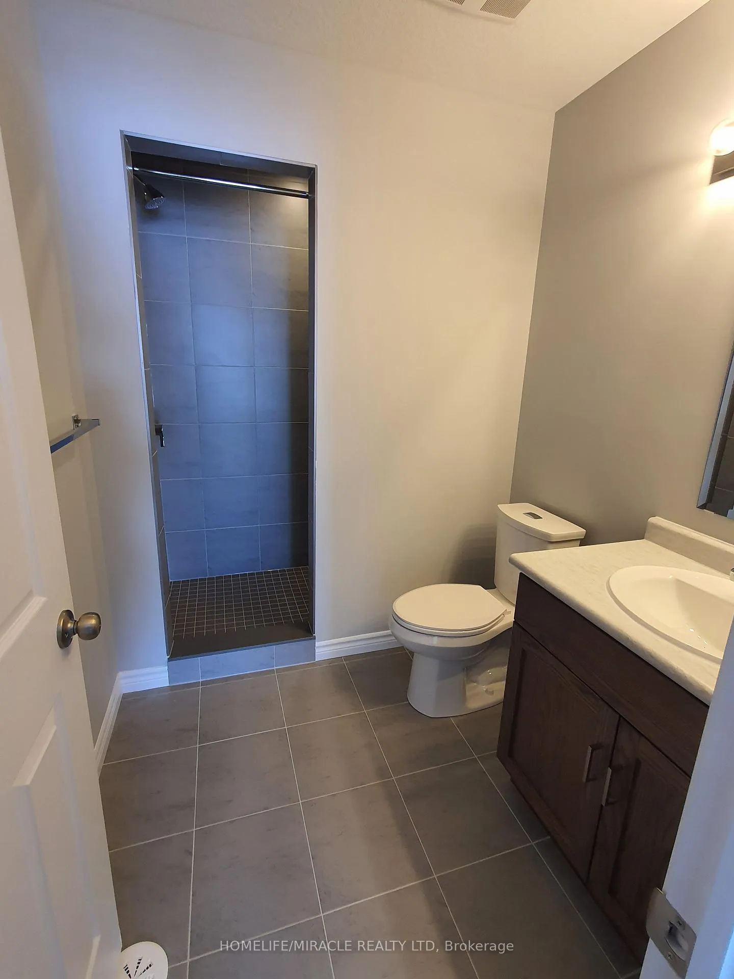 Photo 19 of 32 Lomond Lane, Kitchener, Huron Park — HOMEH