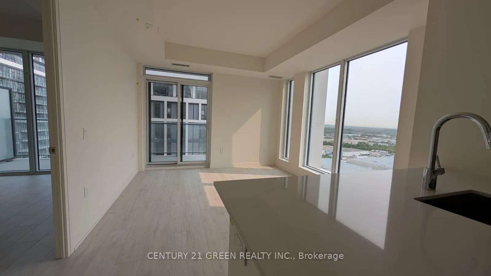 Photo 3 of Unit 2620, 8960 Jane Street, Vaughan, Vellore Village — HOMEH