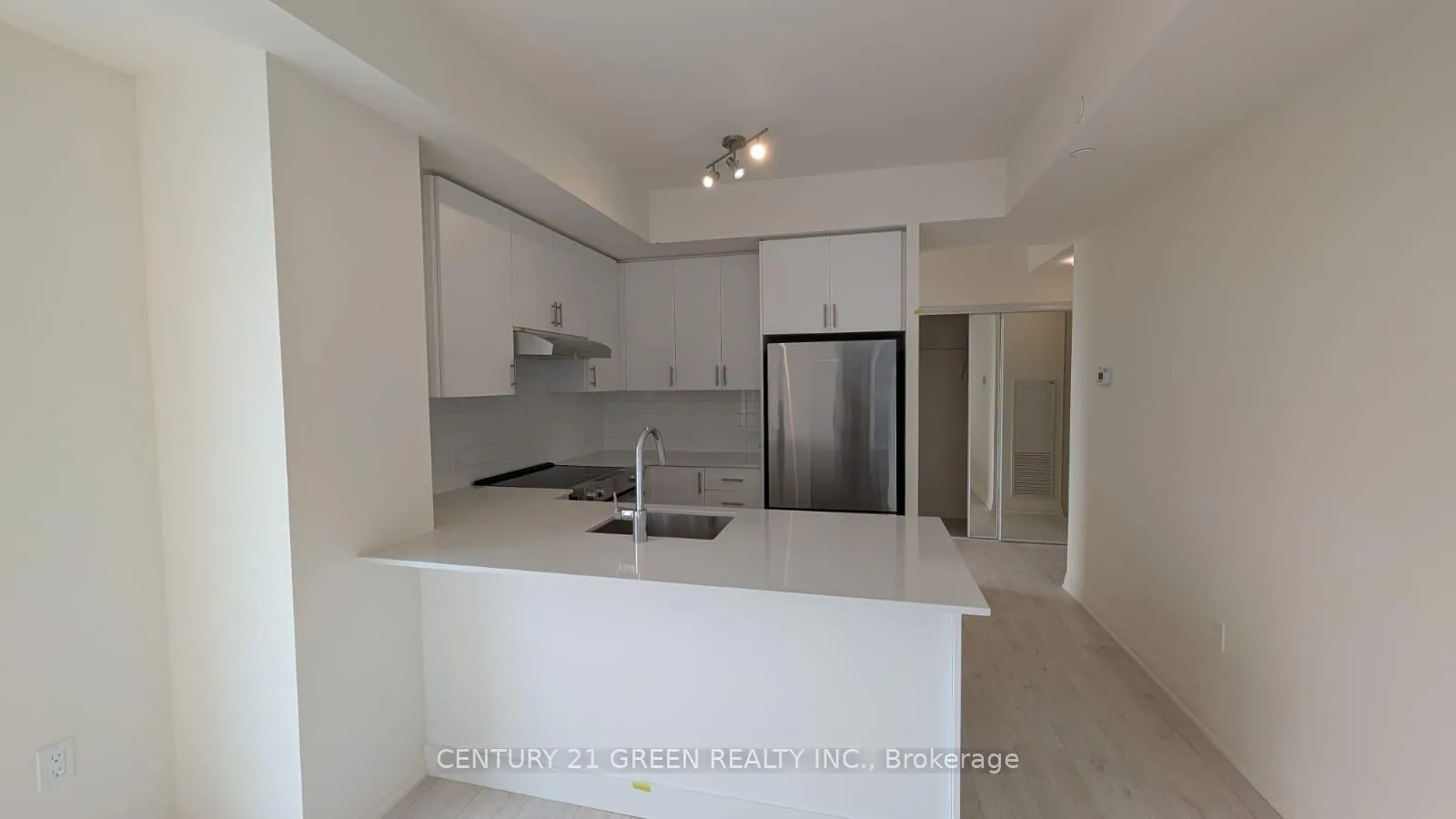 Photo 6 of Unit 2620, 8960 Jane Street, Vaughan, Vellore Village — HOMEH