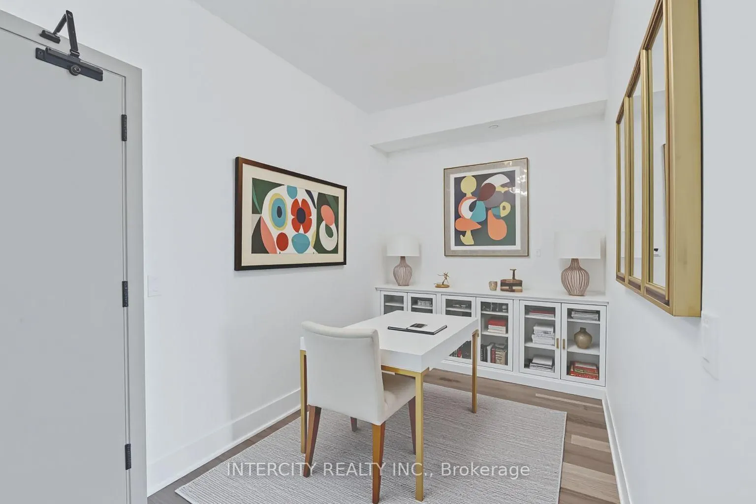 Photo 4 of Unit 314, 2075 King Road, King, King City — HOMEH