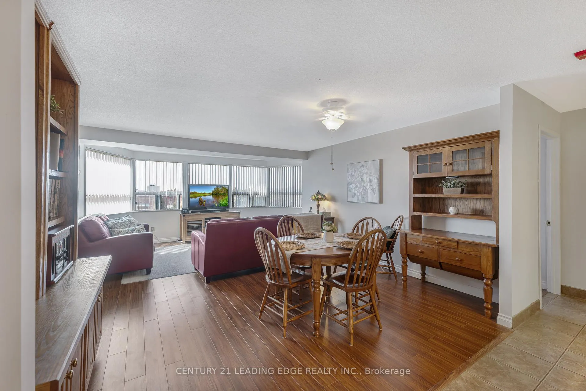 Photo 11 of Unit 602, 2 Raymerville Drive, Markham, Raymerville — HOMEH