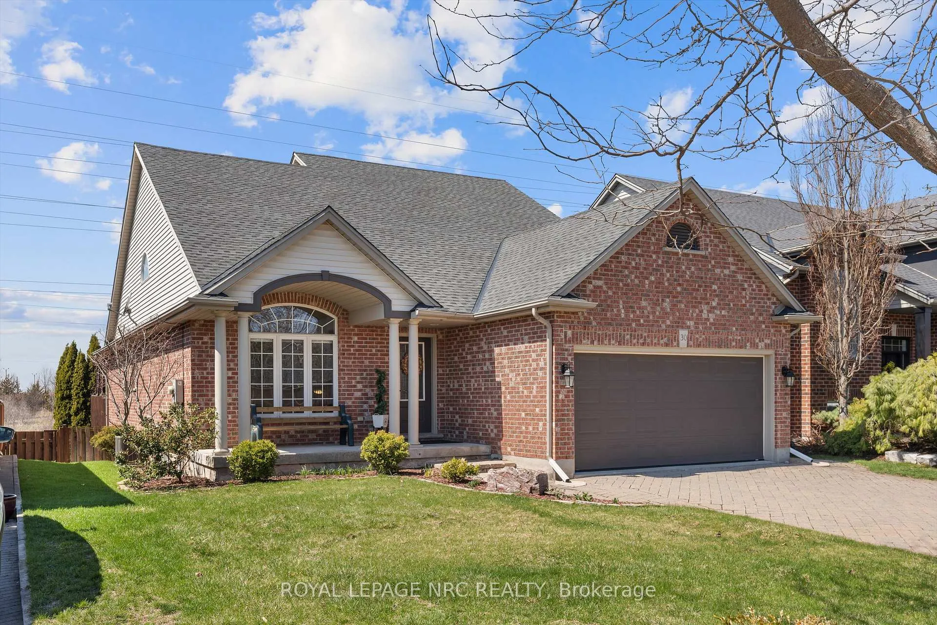 Photo 2 of 30 Briarwood Drive, St. Catharines, Rykert/Vansickle — HOMEH