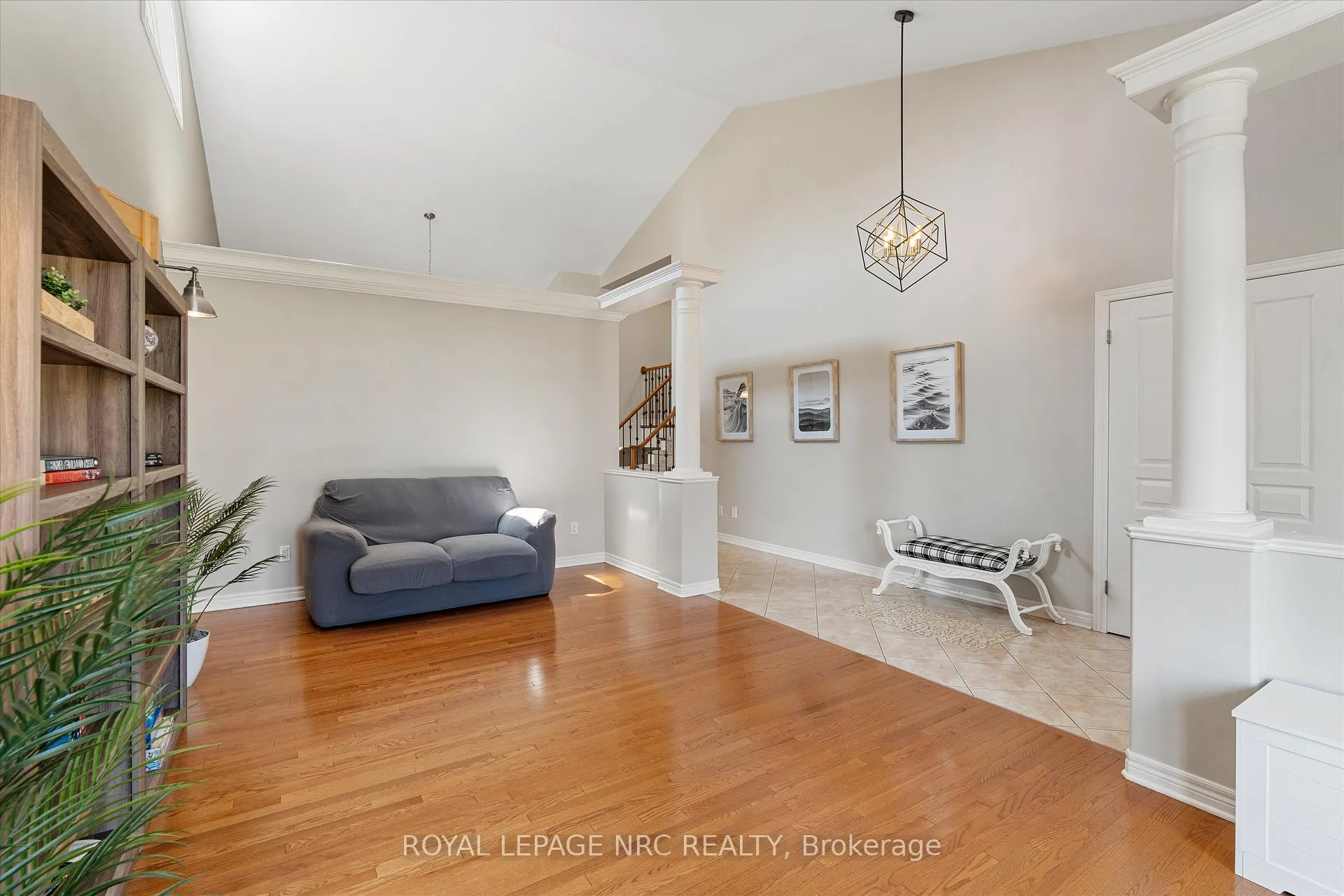 Photo 6 of 30 Briarwood Drive, St. Catharines, Rykert/Vansickle — HOMEH