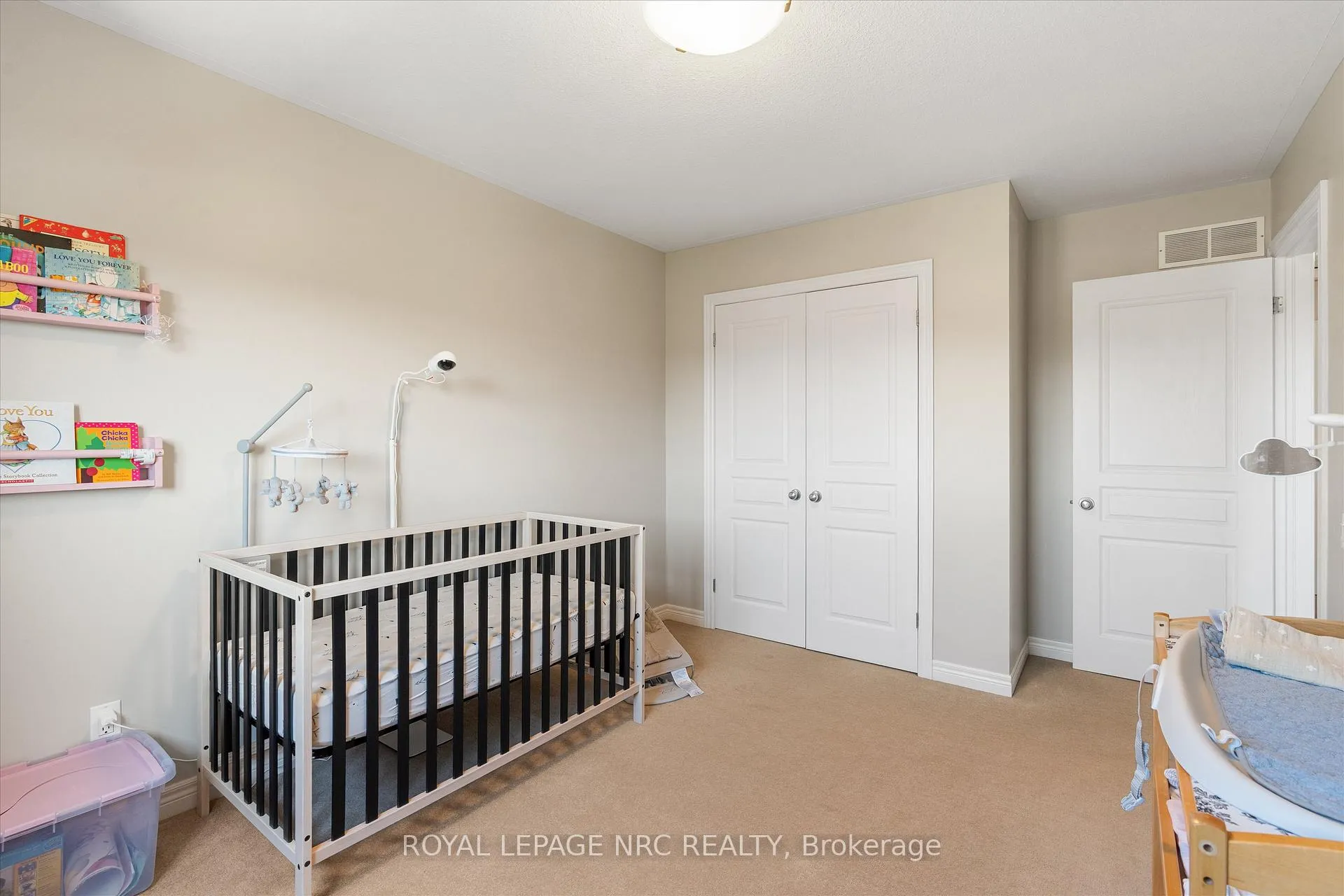 Photo 17 of 30 Briarwood Drive, St. Catharines, Rykert/Vansickle — HOMEH