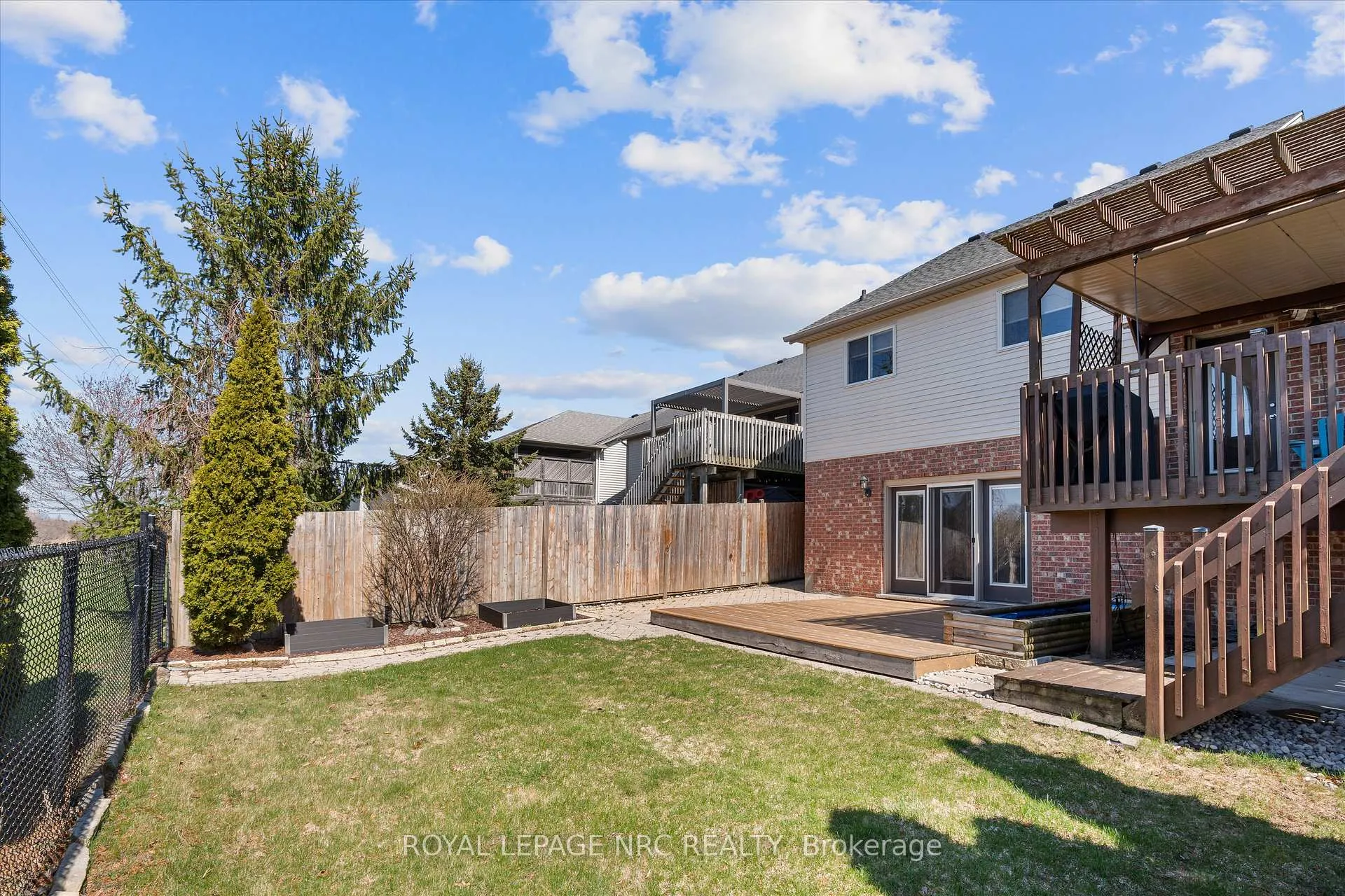 Photo 35 of 30 Briarwood Drive, St. Catharines, Rykert/Vansickle — HOMEH