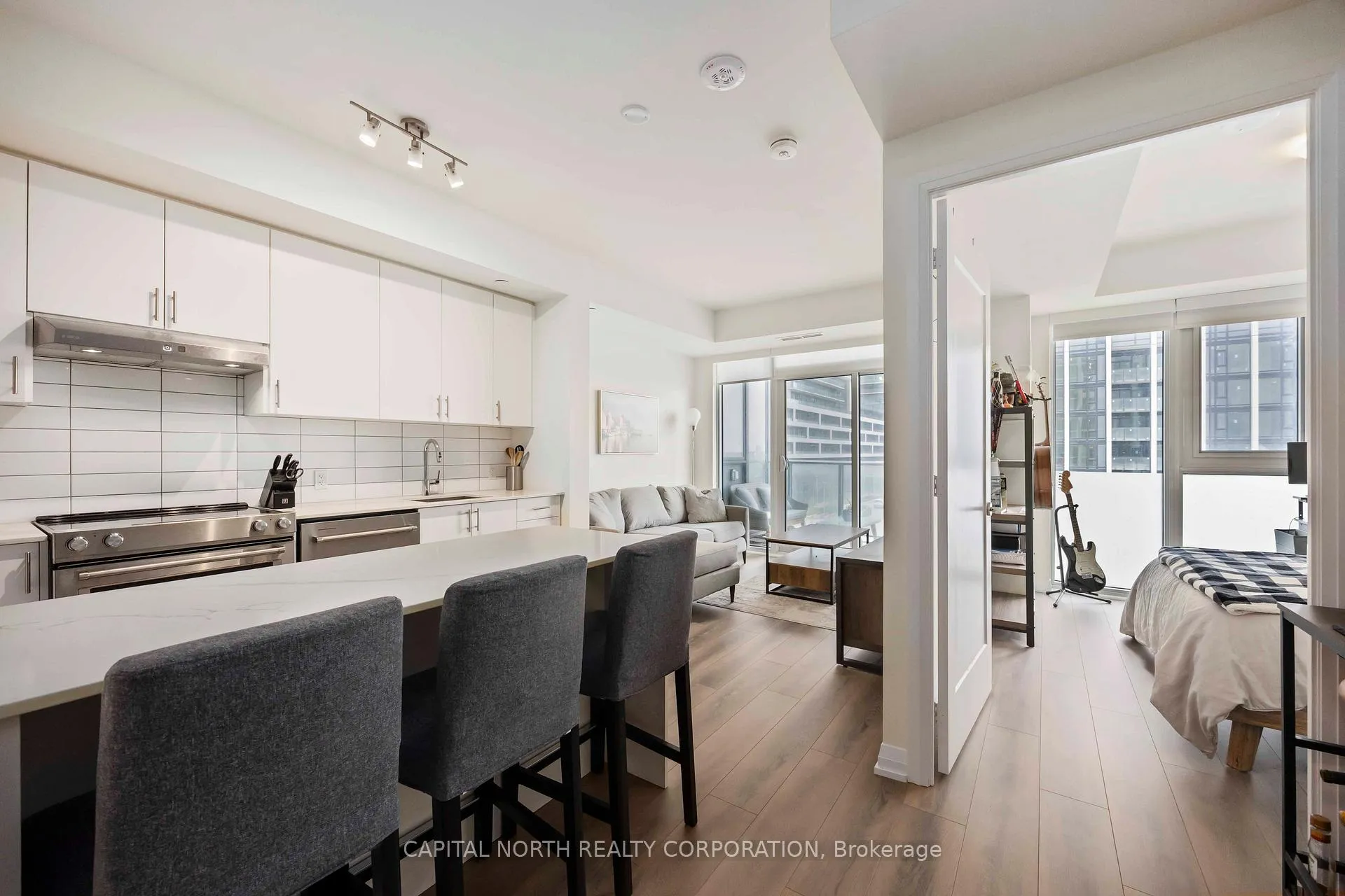 Photo 6 of Unit 322, 9000 Jane Street, Vaughan, Vellore Village — HOMEH