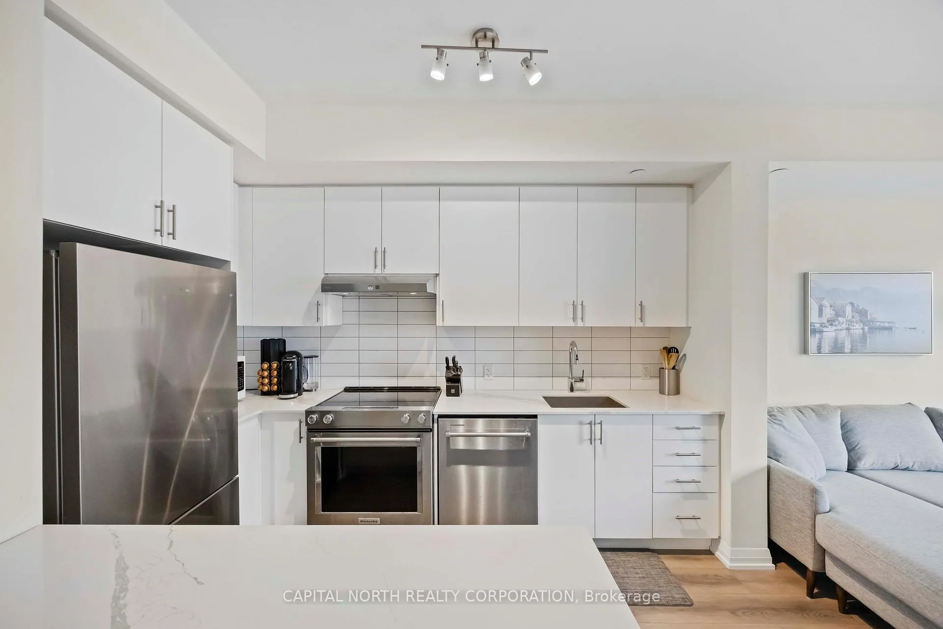 Photo 11 of Unit 322, 9000 Jane Street, Vaughan, Vellore Village — HOMEH
