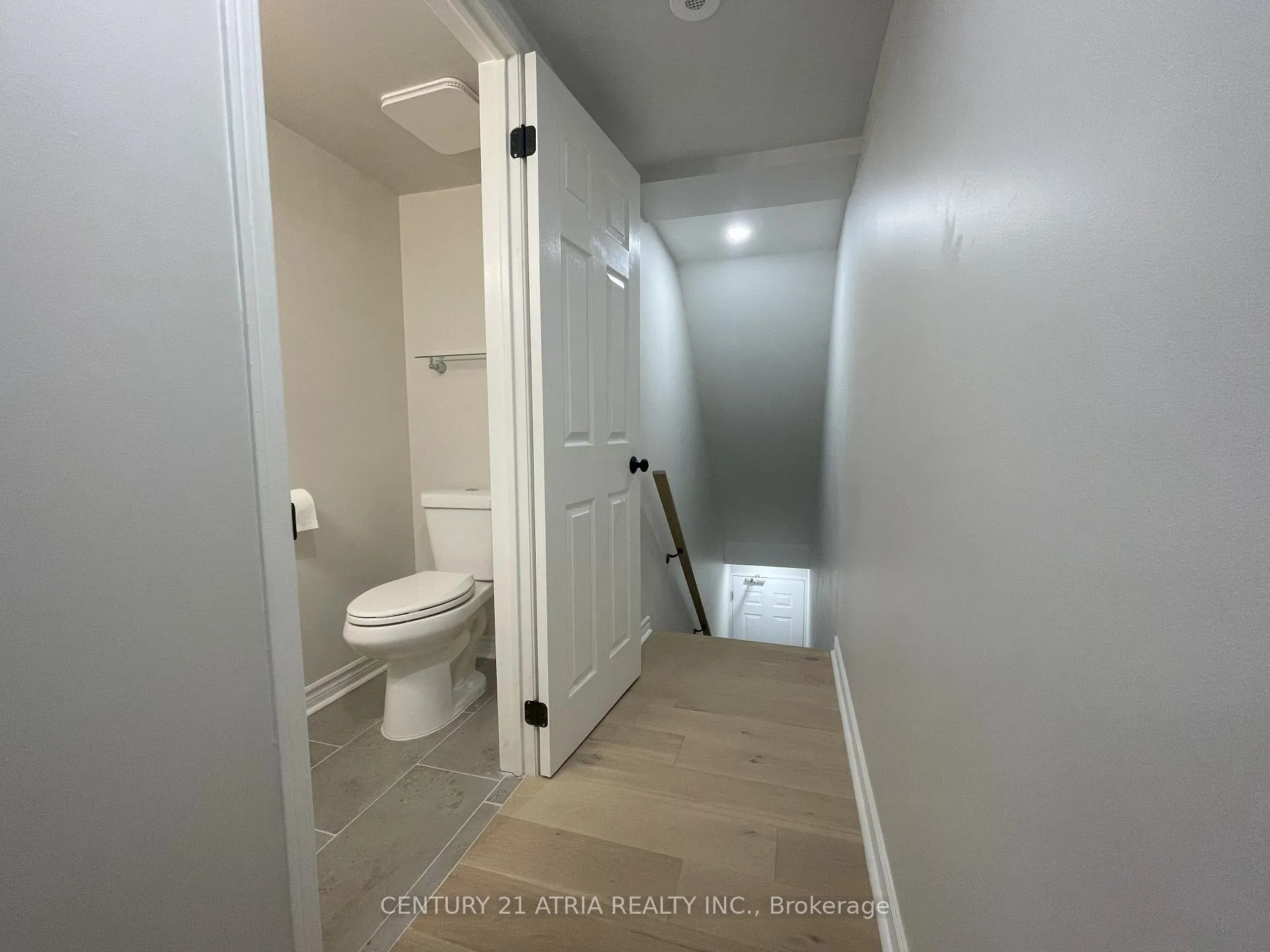Photo 11 of Unit 320, 310 John Street, Markham, Aileen-Willowbrook — HOMEH