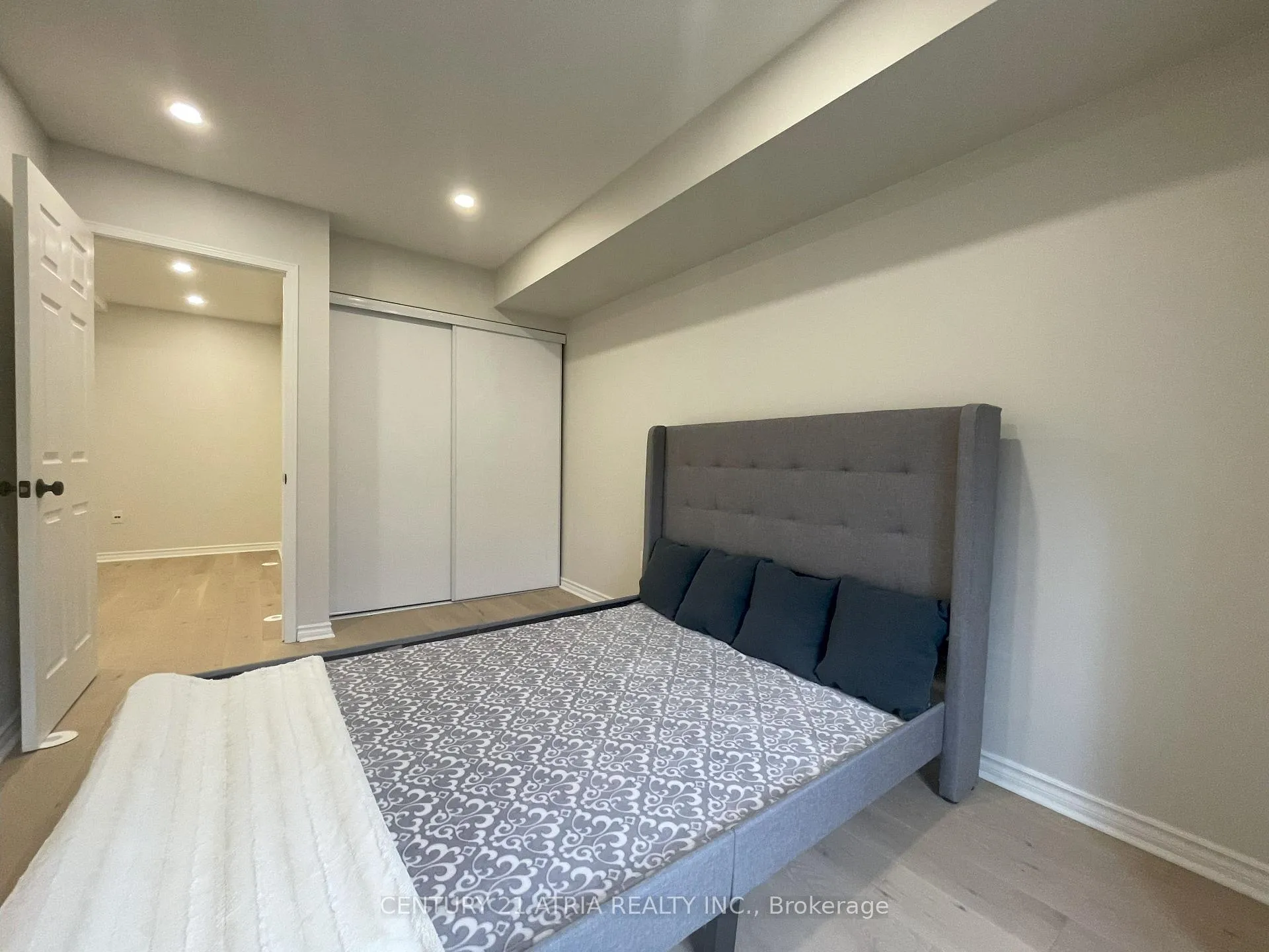 Photo 20 of Unit 320, 310 John Street, Markham, Aileen-Willowbrook — HOMEH