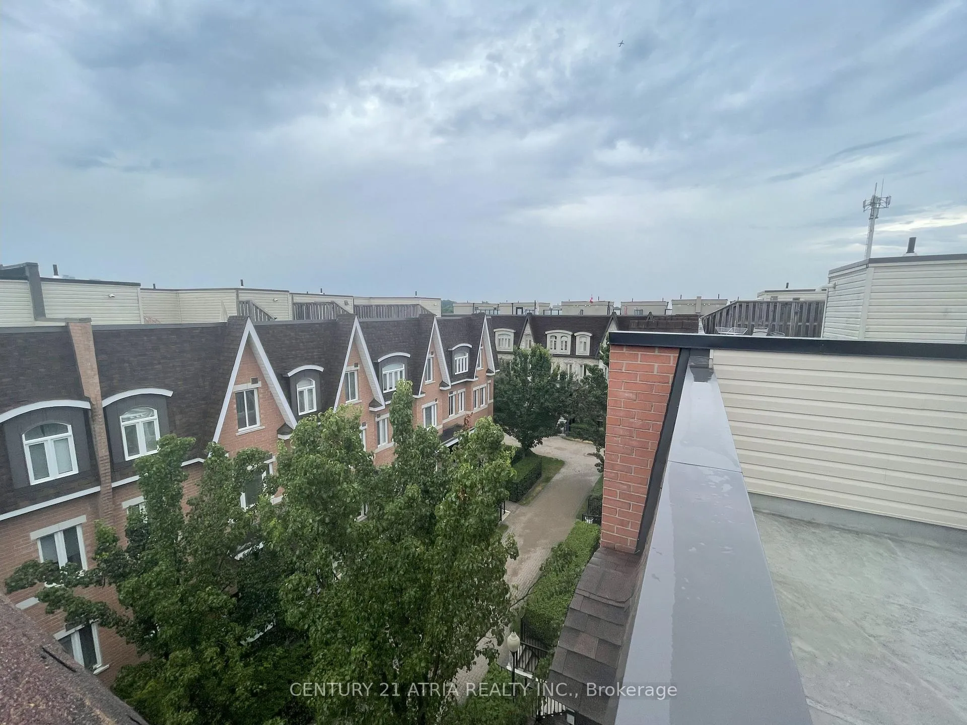 Photo 28 of Unit 320, 310 John Street, Markham, Aileen-Willowbrook — HOMEH
