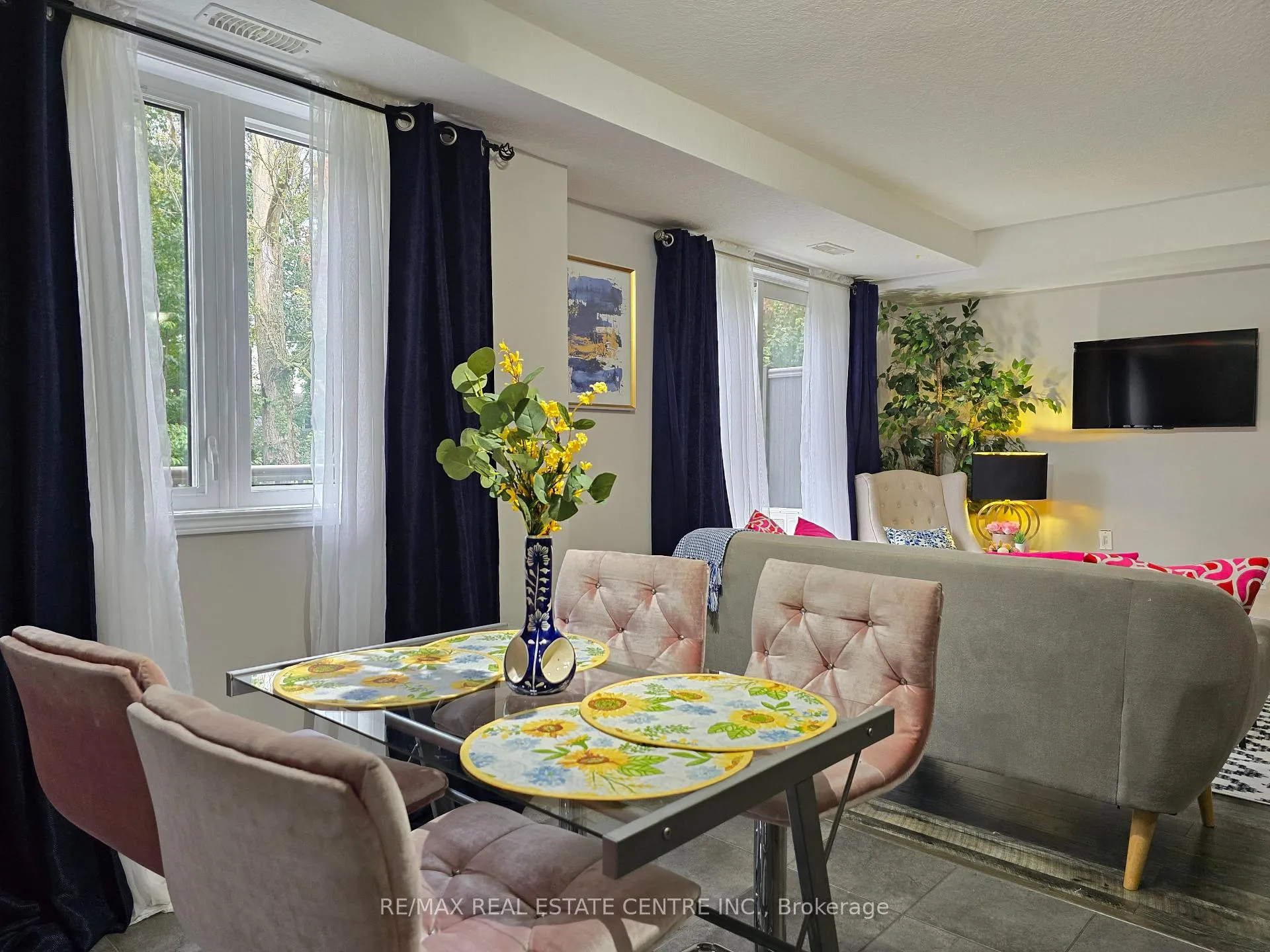 Photo 9 of Unit C, 235 Rachel Crescent, Kitchener, Huron Park — HOMEH