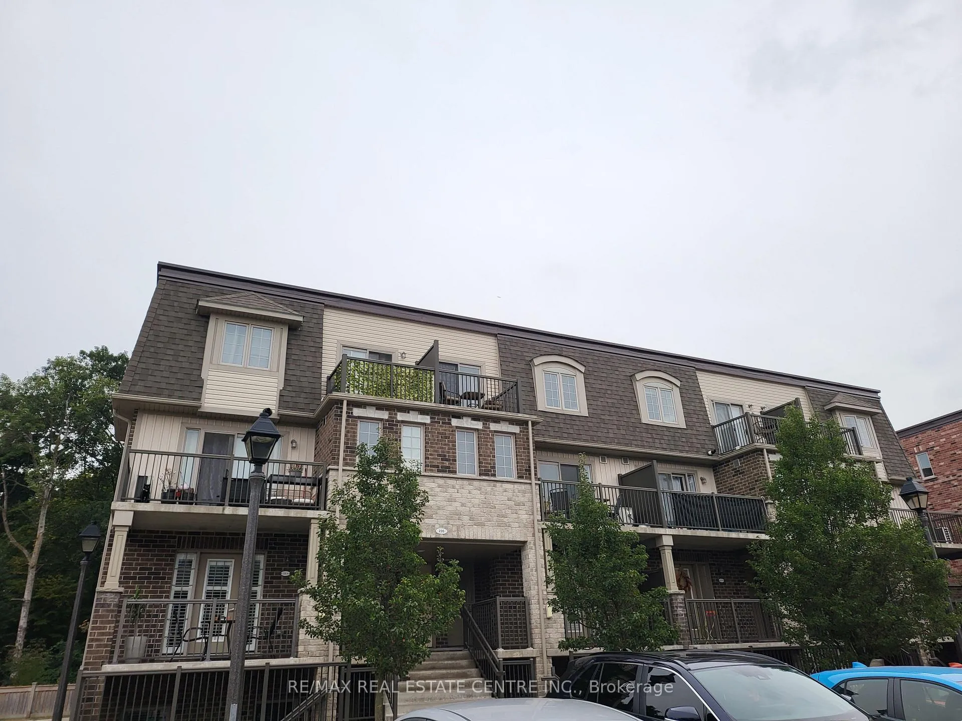 Photo 35 of Unit C, 235 Rachel Crescent, Kitchener, Huron Park — HOMEH
