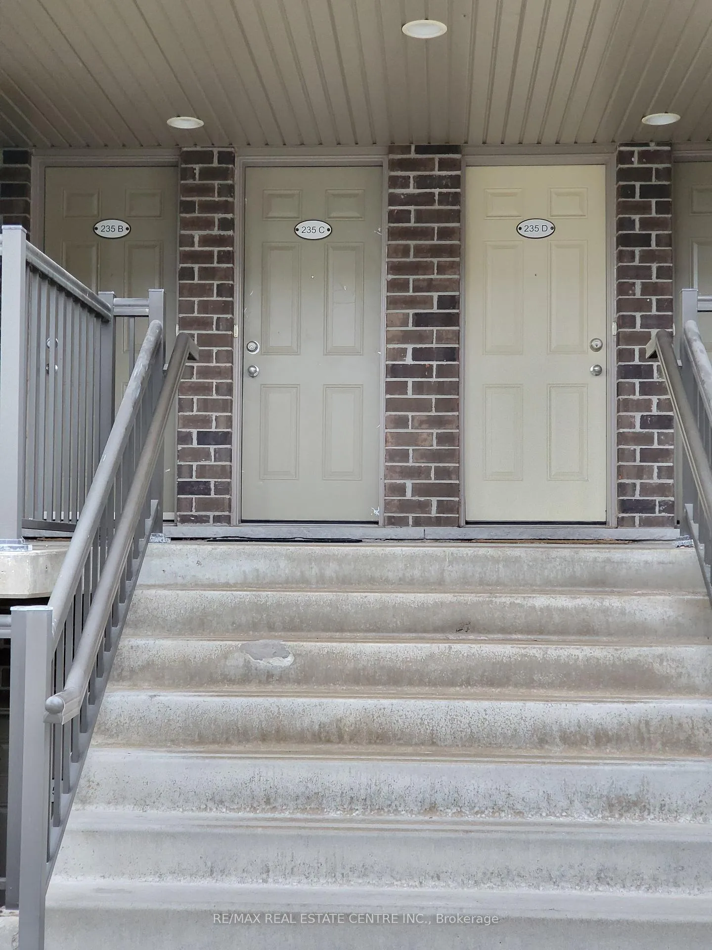 Photo 36 of Unit C, 235 Rachel Crescent, Kitchener, Huron Park — HOMEH