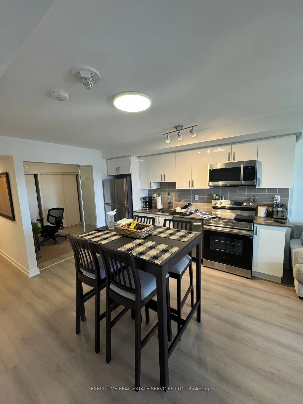Photo 12 of Unit 402, 1435 Celebration Drive, Pickering, Bay Ridges — HOMEH