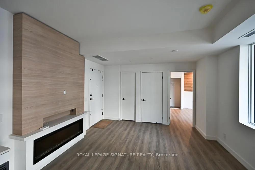 Photo 6 of Unit 401, 1050 Eastern Avenue, Toronto, The Beaches — HOMEH