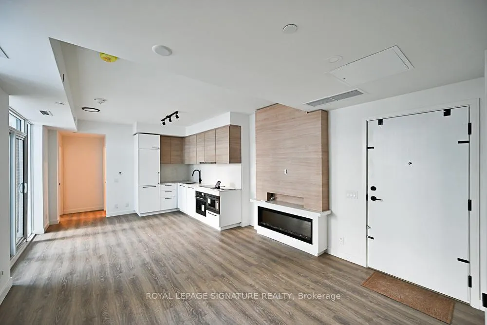 Photo 14 of Unit 401, 1050 Eastern Avenue, Toronto, The Beaches — HOMEH
