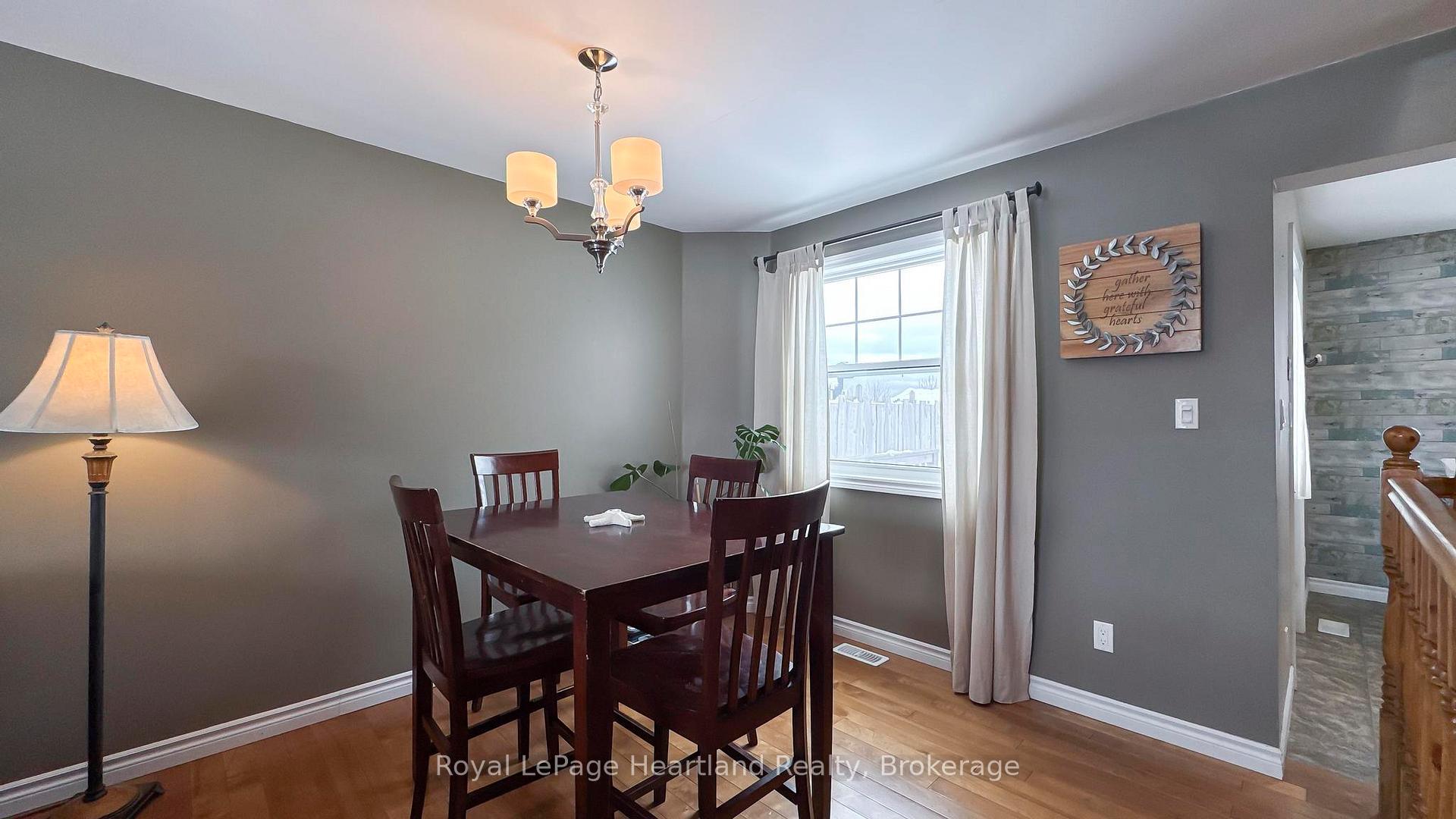 Photo 13 of 217 Picton Street E, Goderich, Goderich (Town) — HOMEH