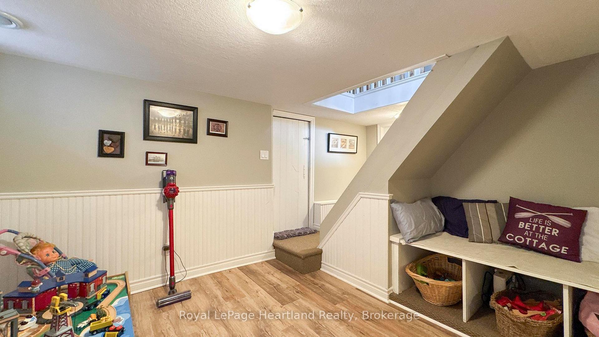 Photo 28 of 217 Picton Street E, Goderich, Goderich (Town) — HOMEH