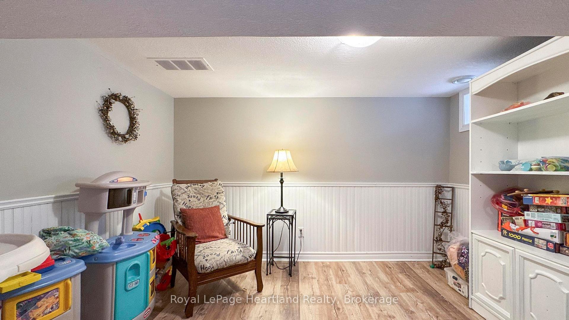 Photo 30 of 217 Picton Street E, Goderich, Goderich (Town) — HOMEH