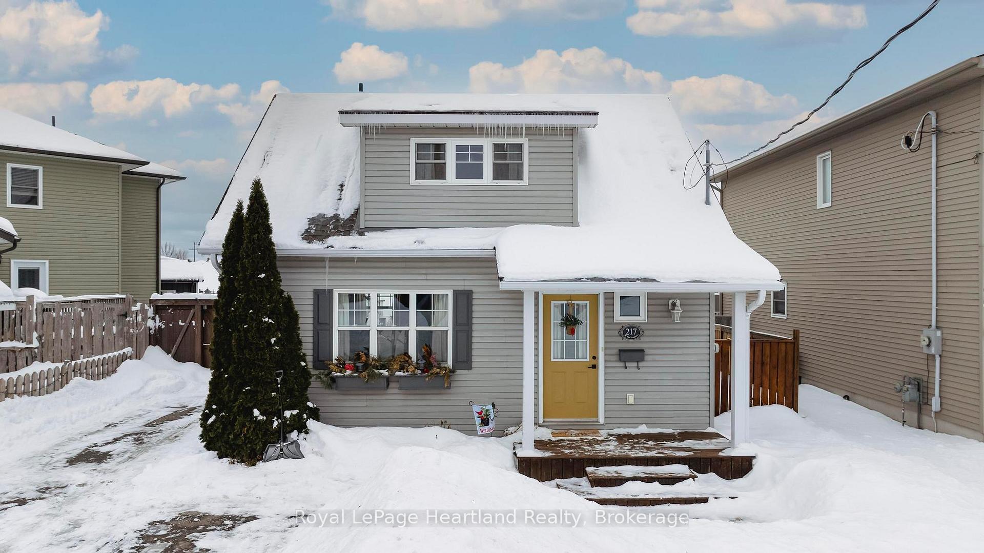 Photo 37 of 217 Picton Street E, Goderich, Goderich (Town) — HOMEH