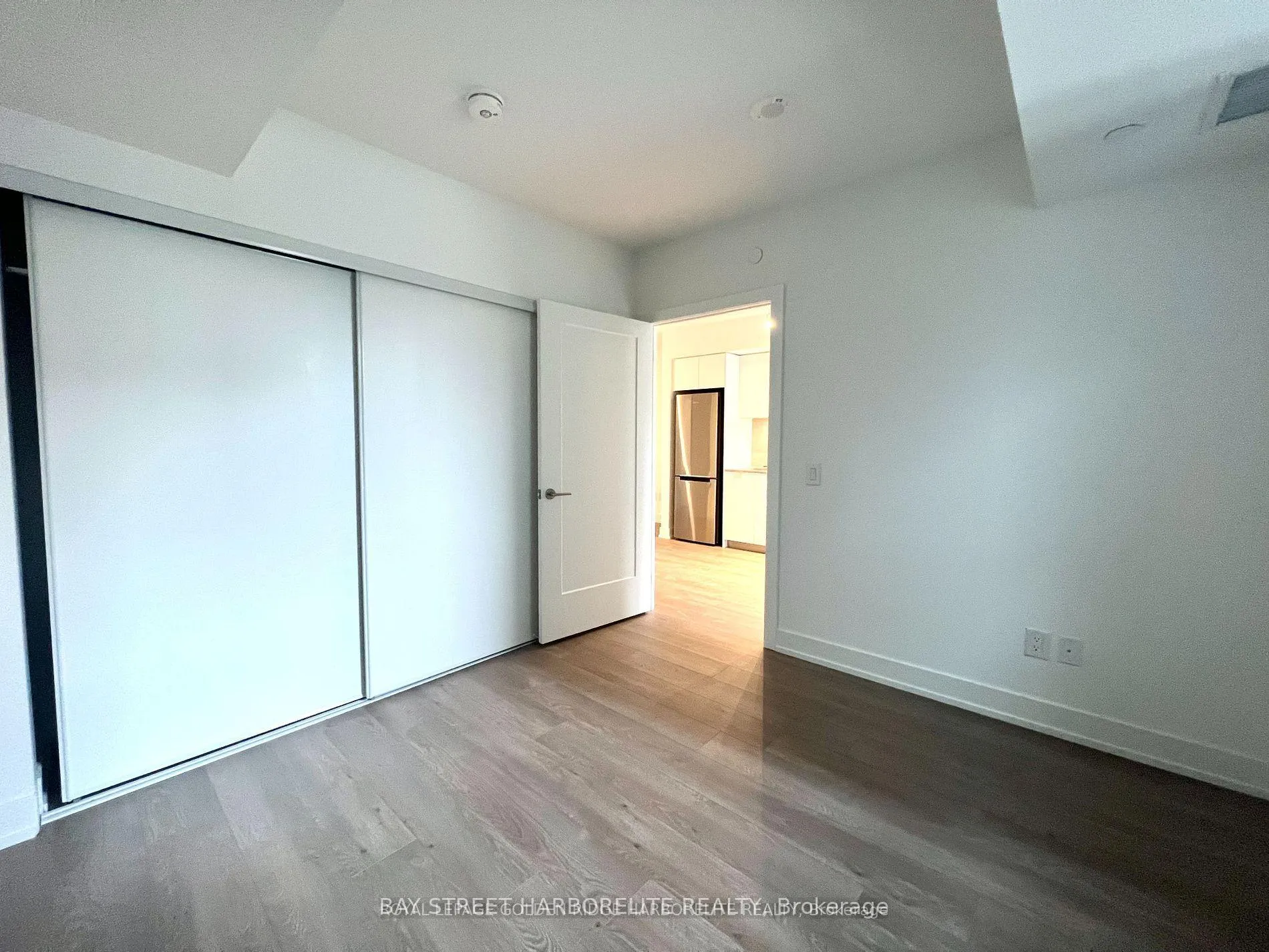 Photo 6 of Unit 725, 9 Clegg Road, Markham, Unionville — HOMEH