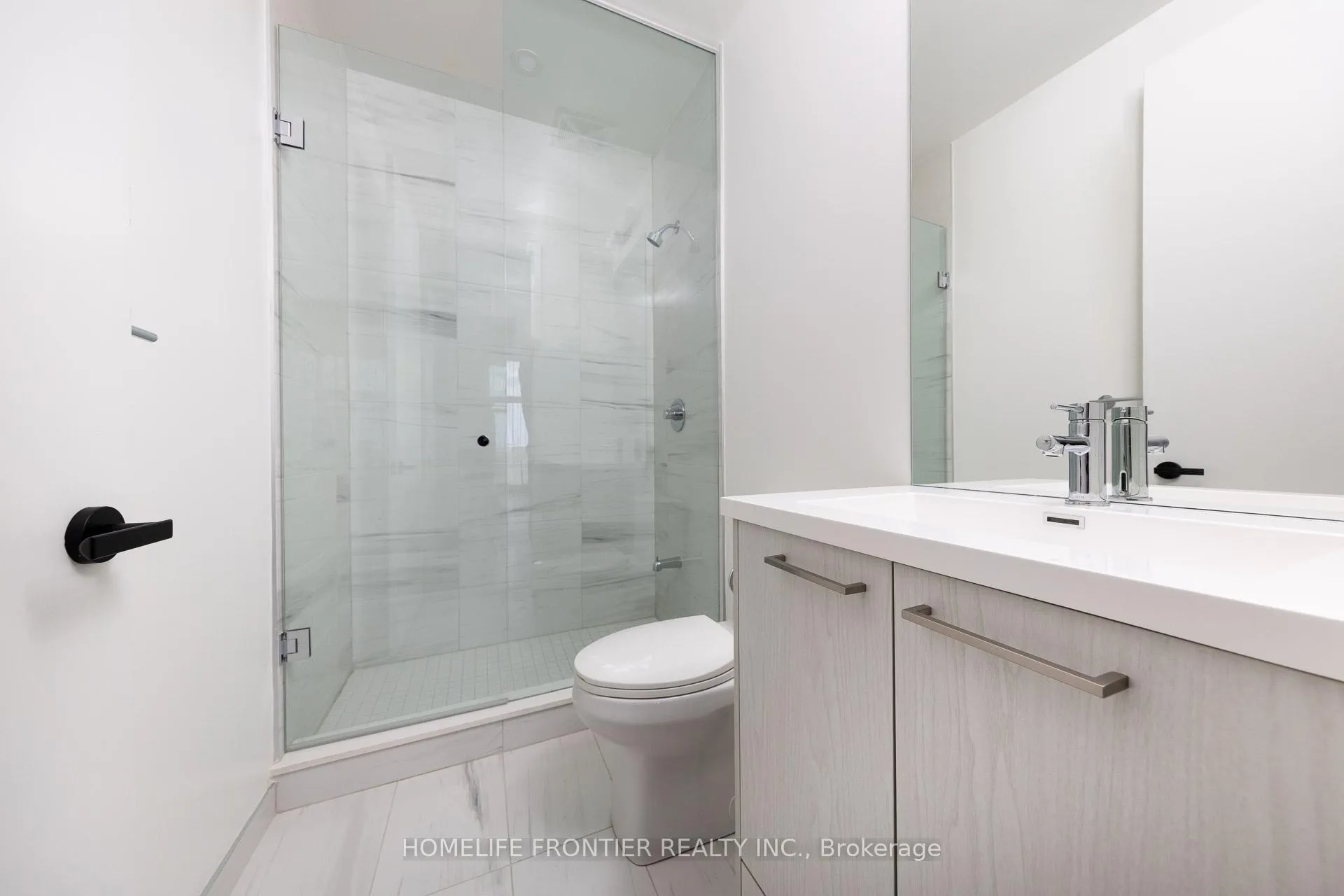 Photo 13 of Unit 619, 28 Interchange Way, Vaughan, Vaughan Corporate Centre — HOMEH