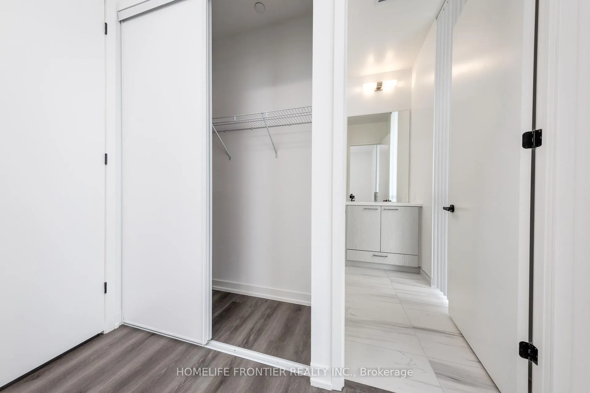 Photo 16 of Unit 619, 28 Interchange Way, Vaughan, Vaughan Corporate Centre — HOMEH
