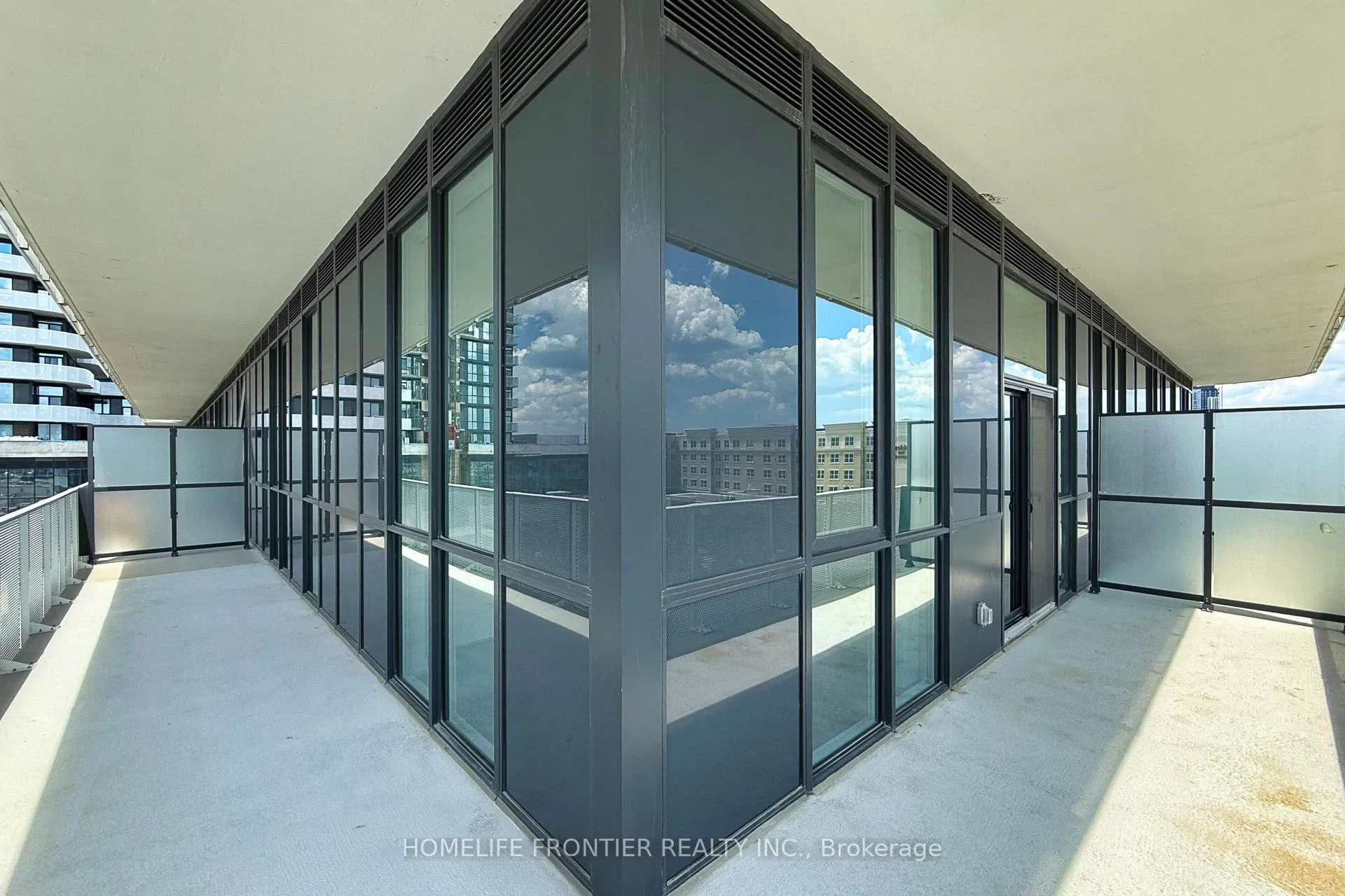 Photo 22 of Unit 619, 28 Interchange Way, Vaughan, Vaughan Corporate Centre — HOMEH