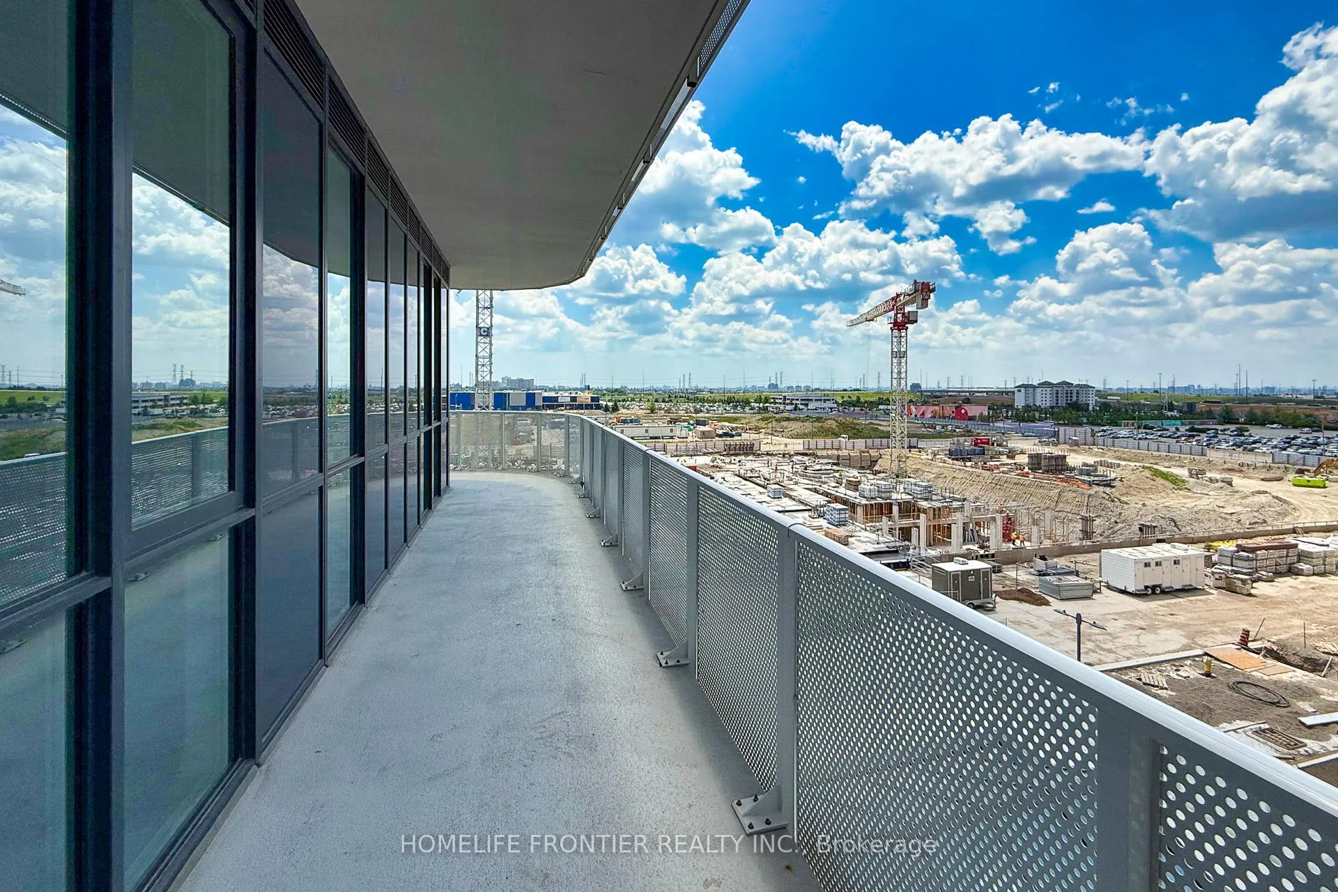 Photo 24 of Unit 619, 28 Interchange Way, Vaughan, Vaughan Corporate Centre — HOMEH