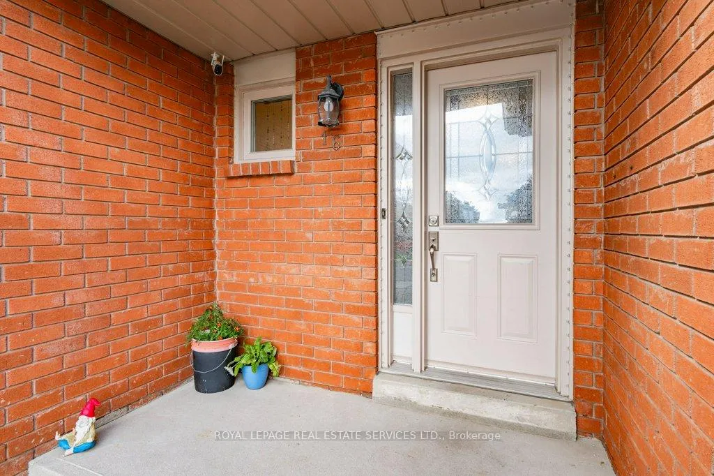 Photo 4 of Unit 16, 391 Stone Church Road E, Hamilton, Crerar — HOMEH