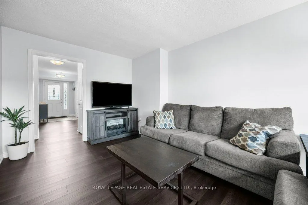 Photo 7 of Unit 16, 391 Stone Church Road E, Hamilton, Crerar — HOMEH