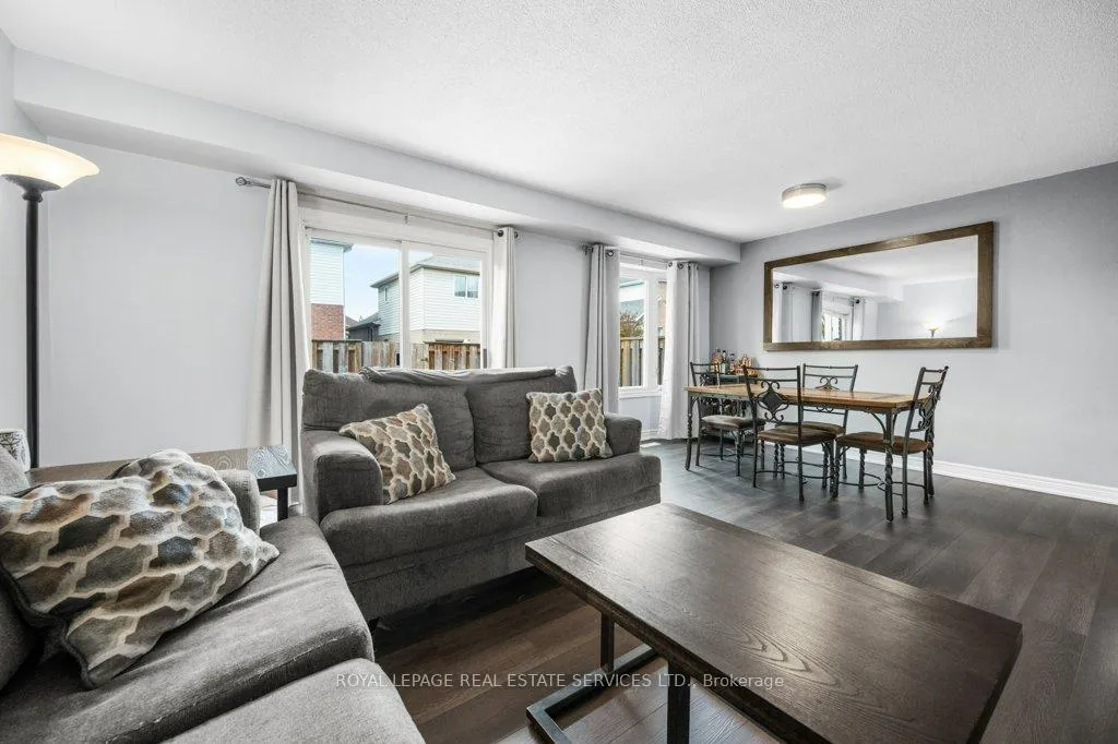 Photo 10 of Unit 16, 391 Stone Church Road E, Hamilton, Crerar — HOMEH