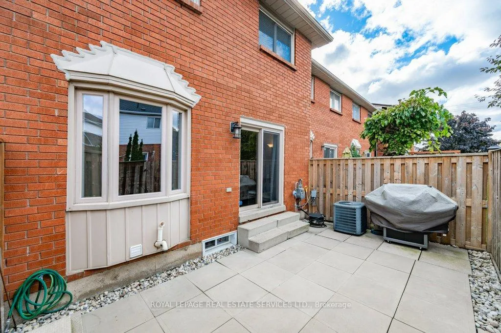 Photo 38 of Unit 16, 391 Stone Church Road E, Hamilton, Crerar — HOMEH