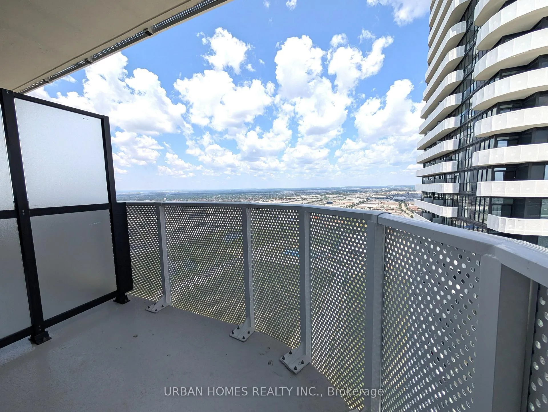 Photo 12 of Unit 5115, 195 Commerce Street, Vaughan, Vaughan Corporate Centre — HOMEH