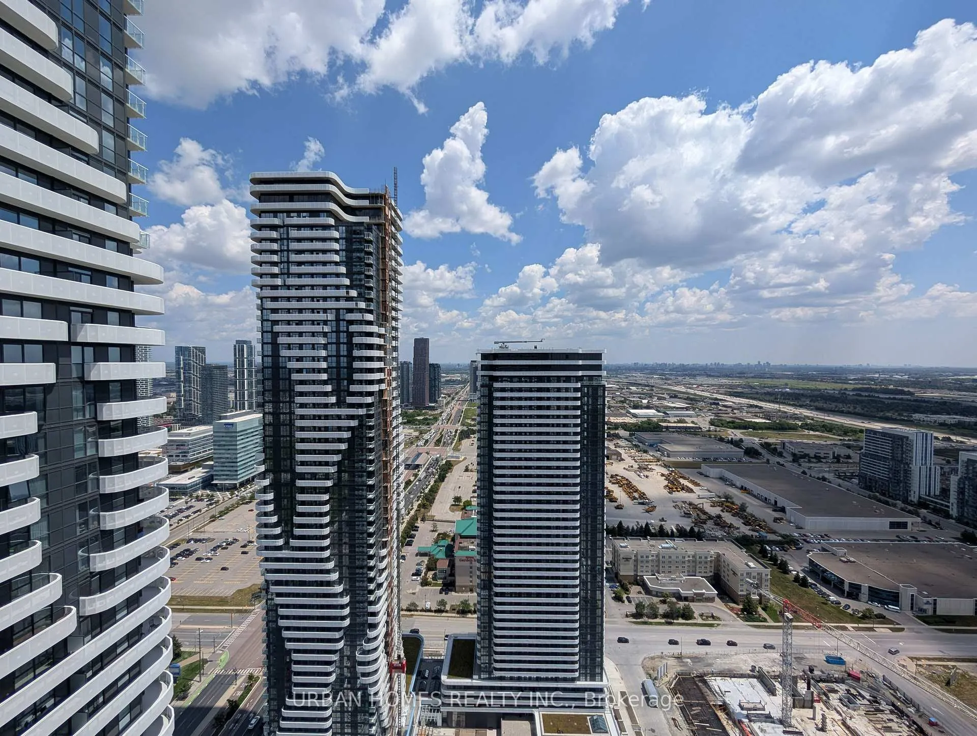 Photo 17 of Unit 5115, 195 Commerce Street, Vaughan, Vaughan Corporate Centre — HOMEH
