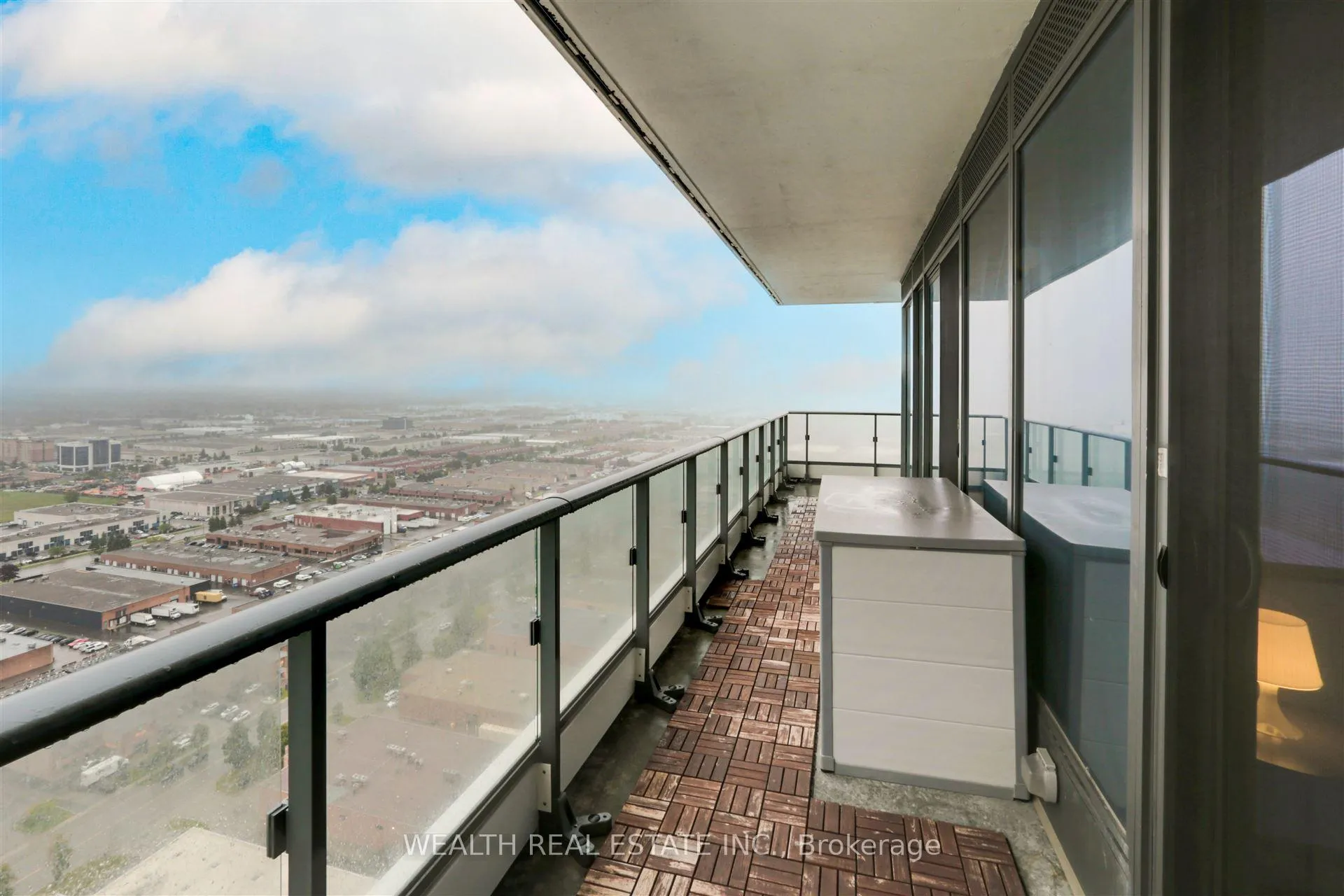 Photo 15 of Unit 3312, 950 Portage Parkway, Vaughan, Vaughan Corporate Centre — HOMEH