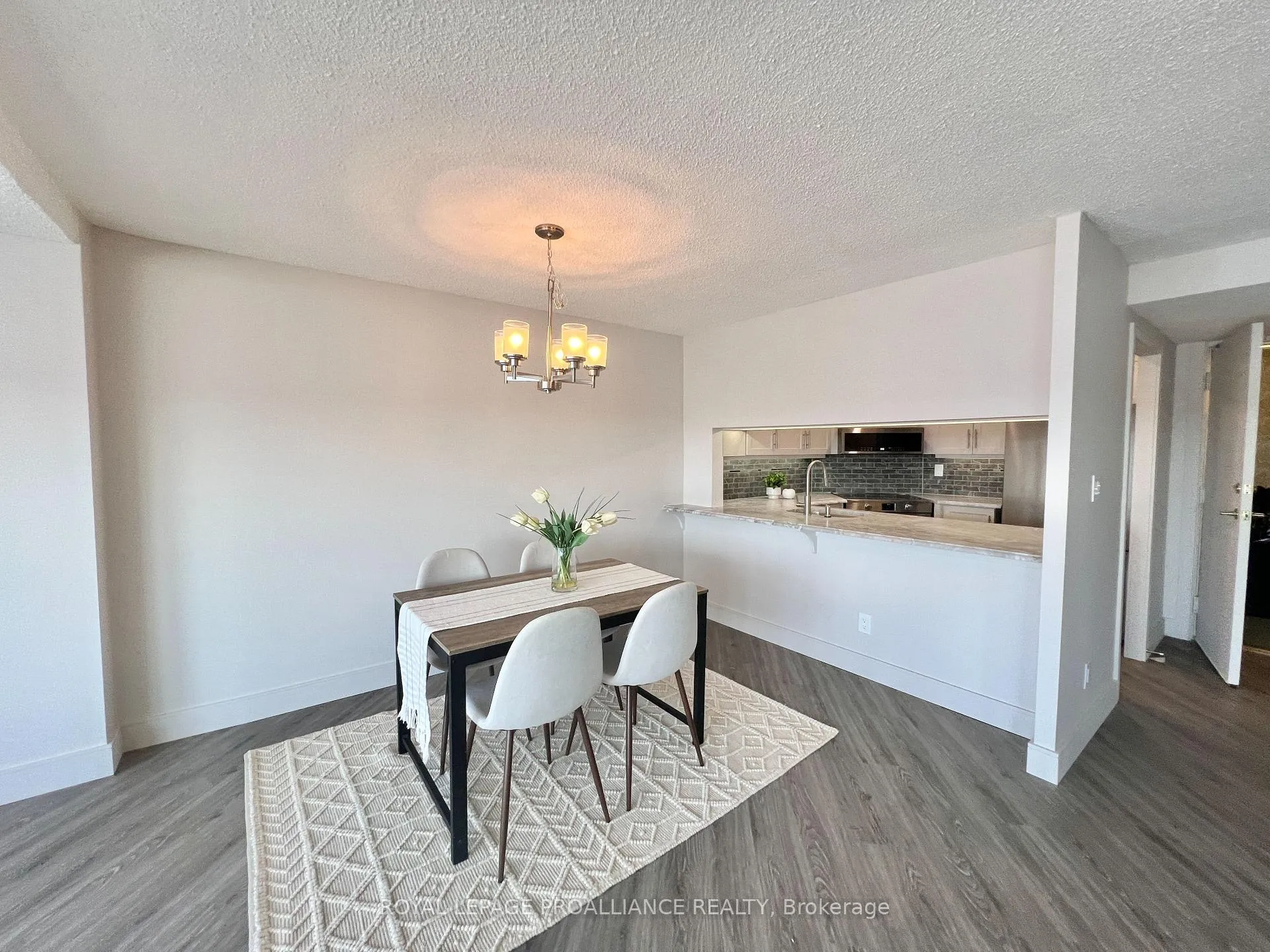 Photo 6 of Unit 1103, 344 Front Street, Belleville, Belleville Ward — HOMEH