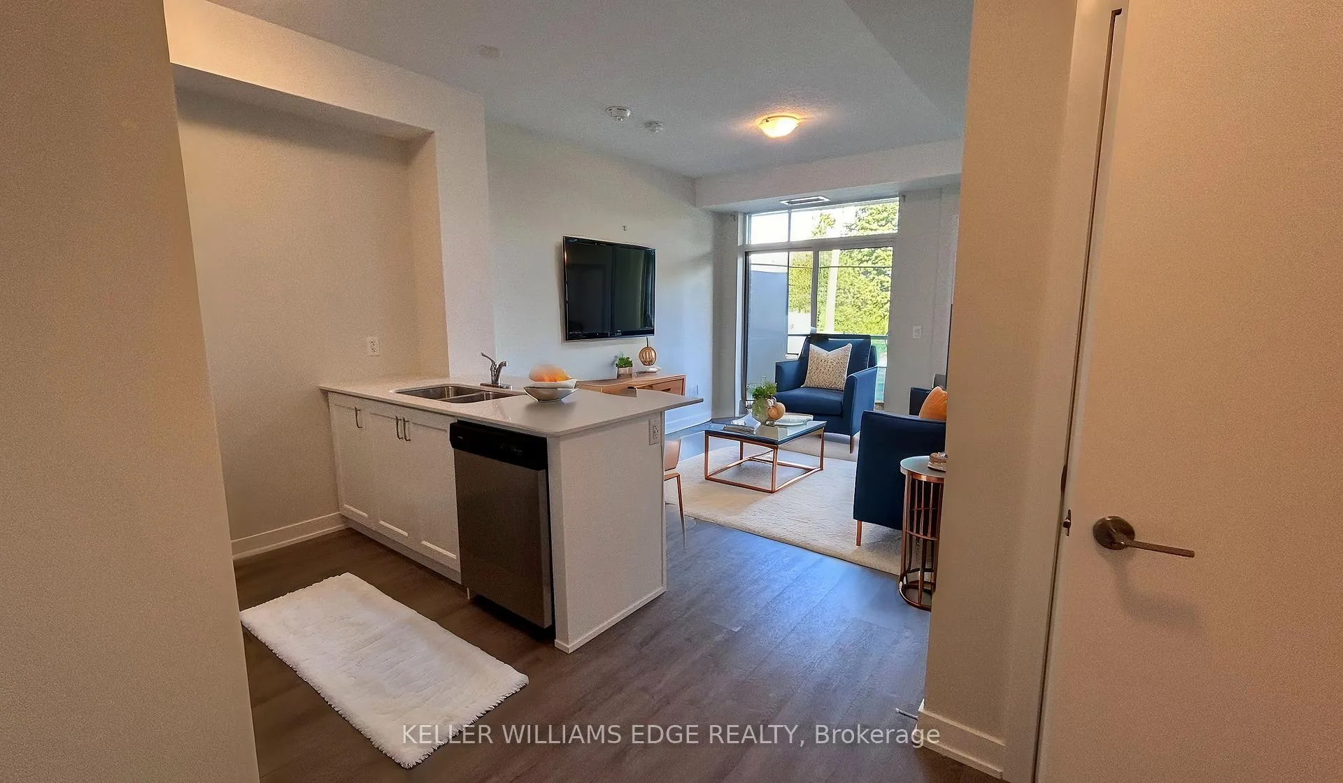 Photo 3 of Unit 109, 600 North Service Road W, Hamilton, Stoney Creek — HOMEH