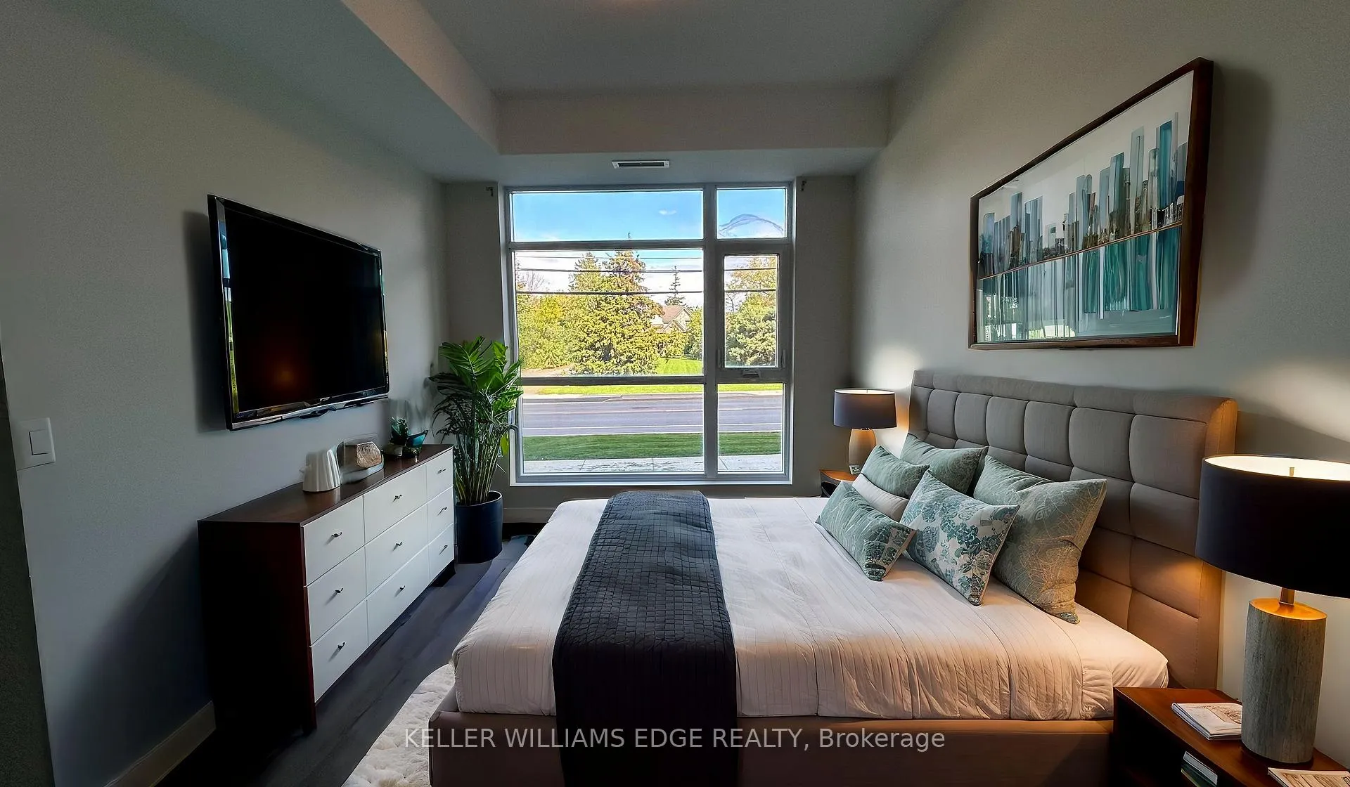 Photo 5 of Unit 109, 600 North Service Road W, Hamilton, Stoney Creek — HOMEH