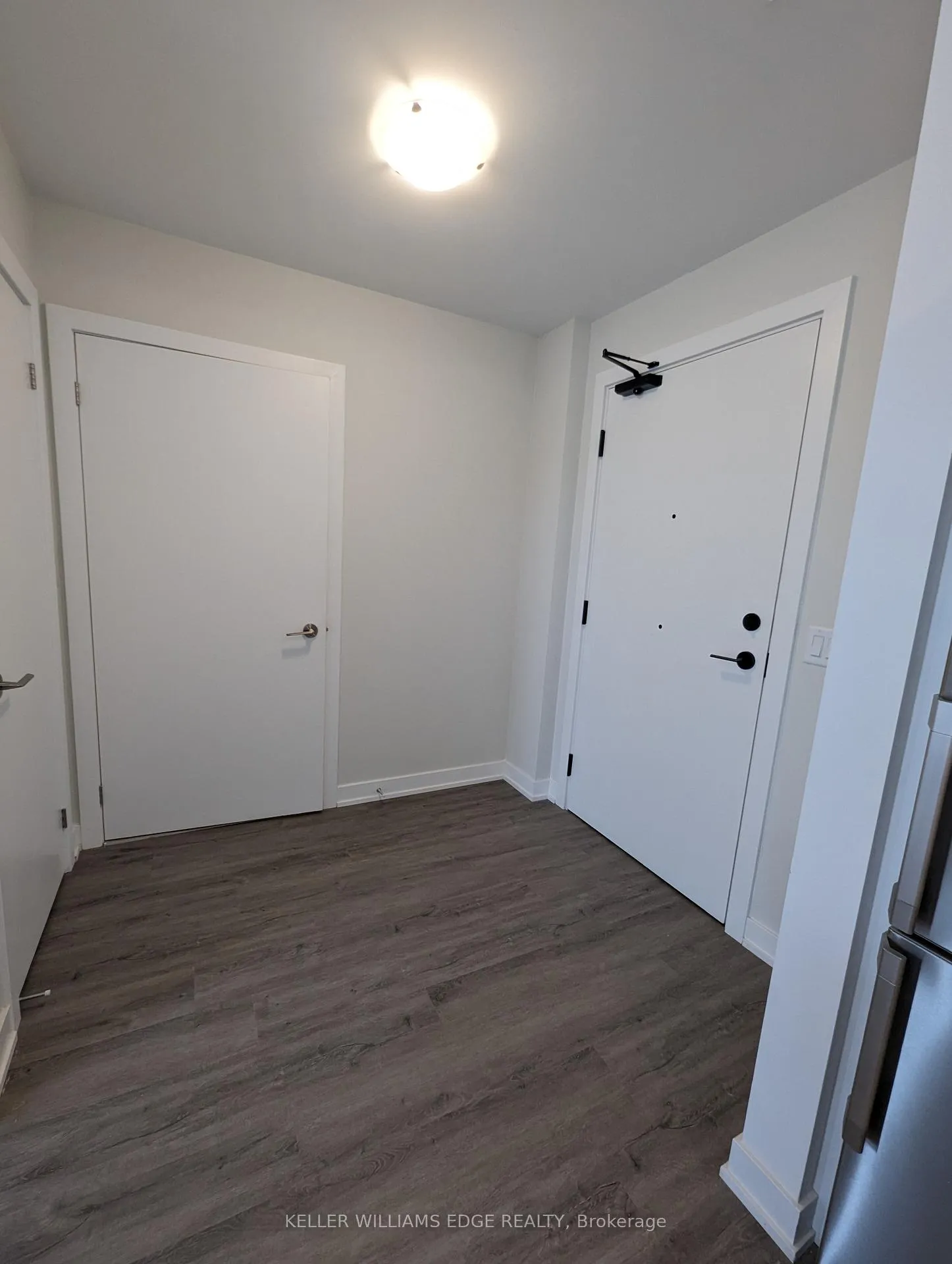 Photo 9 of Unit 109, 600 North Service Road W, Hamilton, Stoney Creek — HOMEH