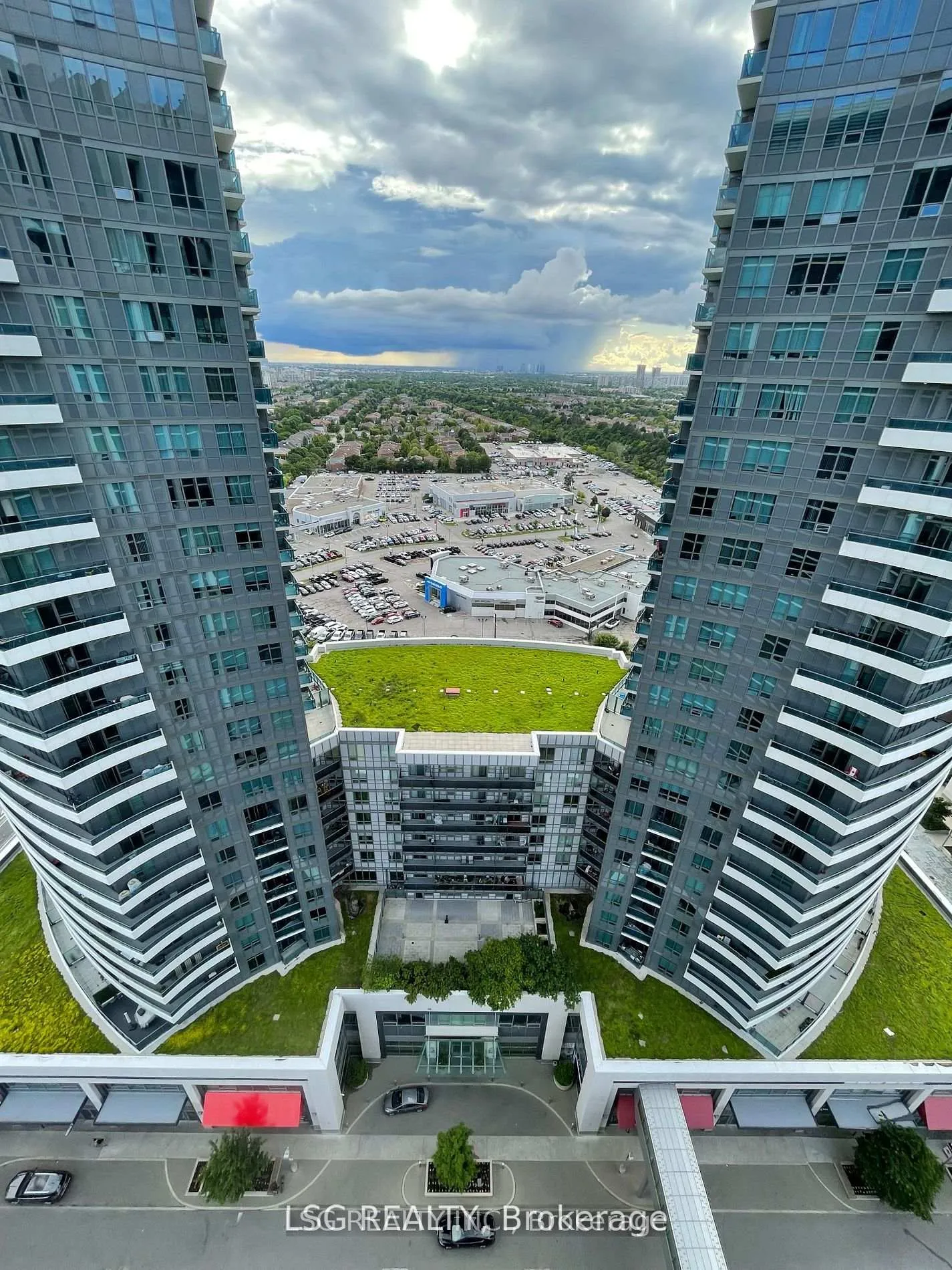 Photo 1 of Unit 2310, 7165 Yonge Street, Markham, Grandview — HOMEH
