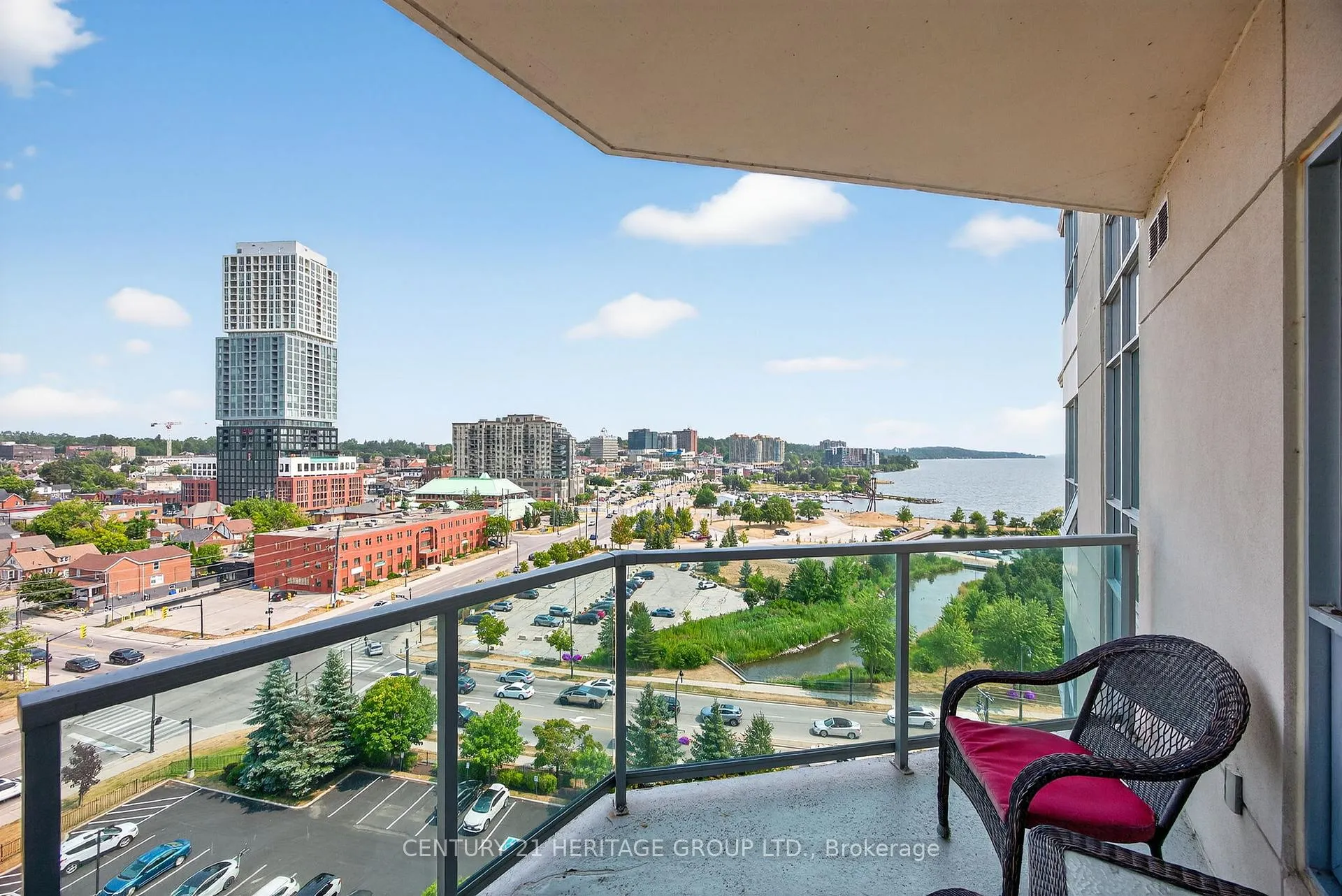 Photo 18 of Unit 1008, 6 Toronto Street, Barrie, Lakeshore — HOMEH