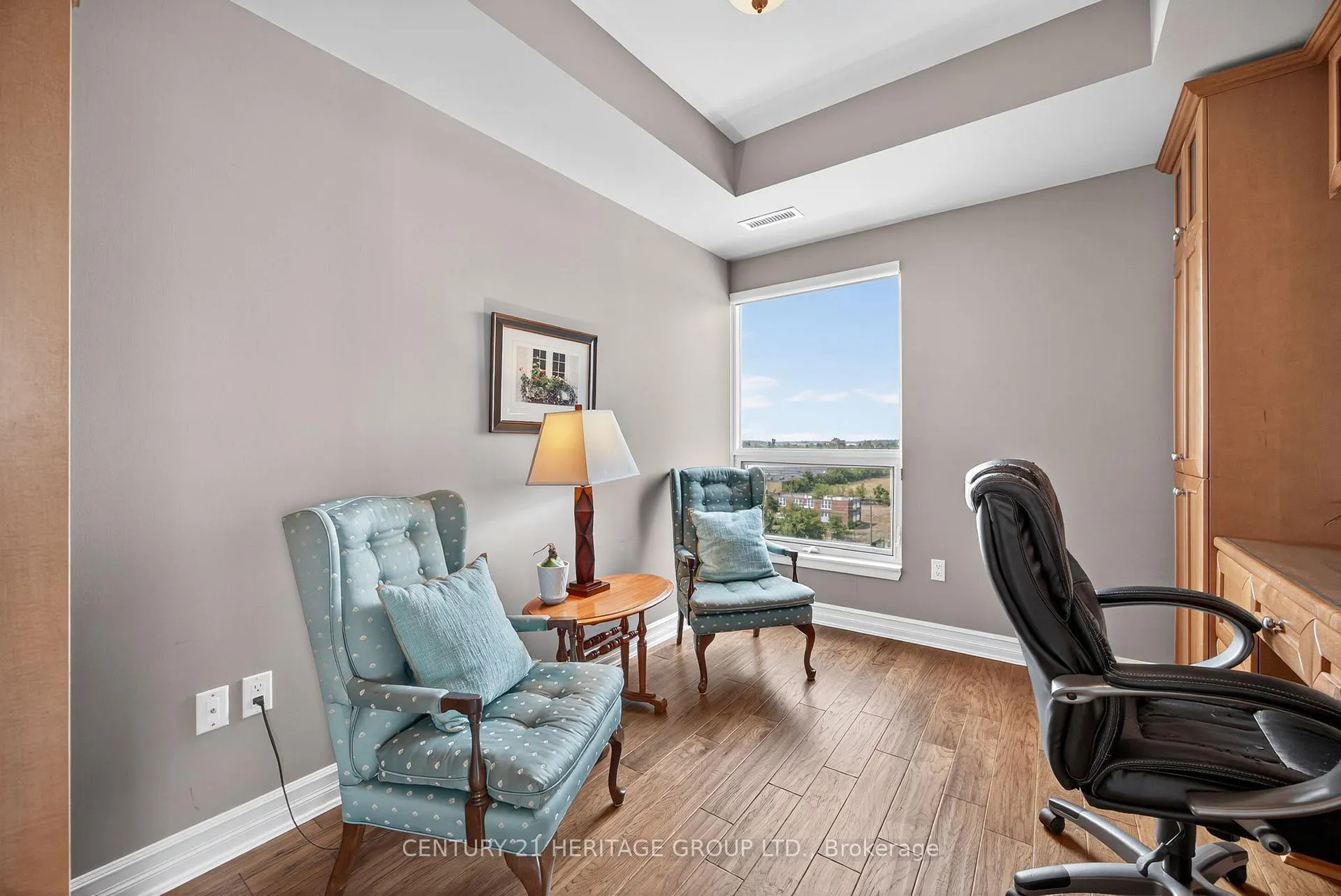 Photo 25 of Unit 1008, 6 Toronto Street, Barrie, Lakeshore — HOMEH